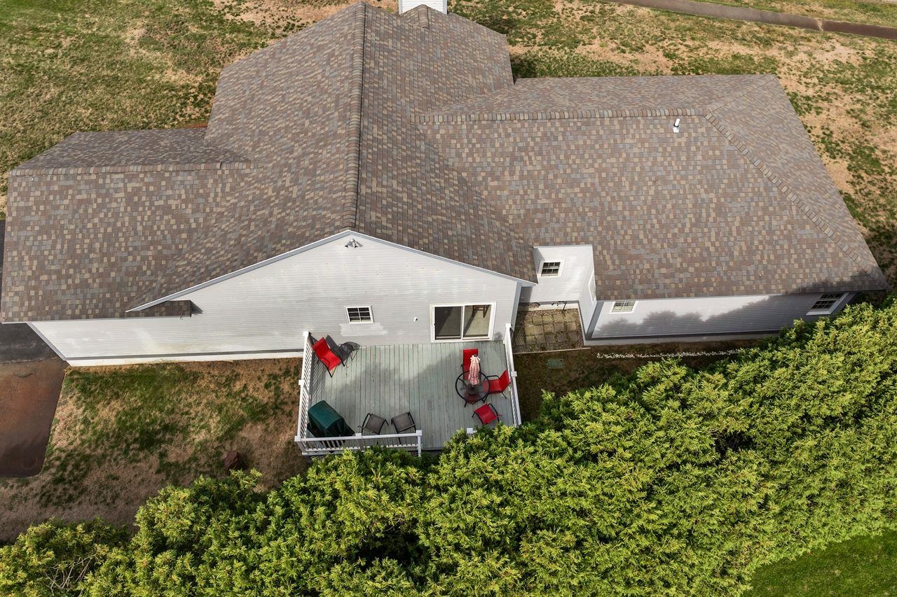 Seabrook, New Hampshire, 03874, United States, 3 Bedrooms Bedrooms, ,2 BathroomsBathrooms,Residential,For Sale,1986462