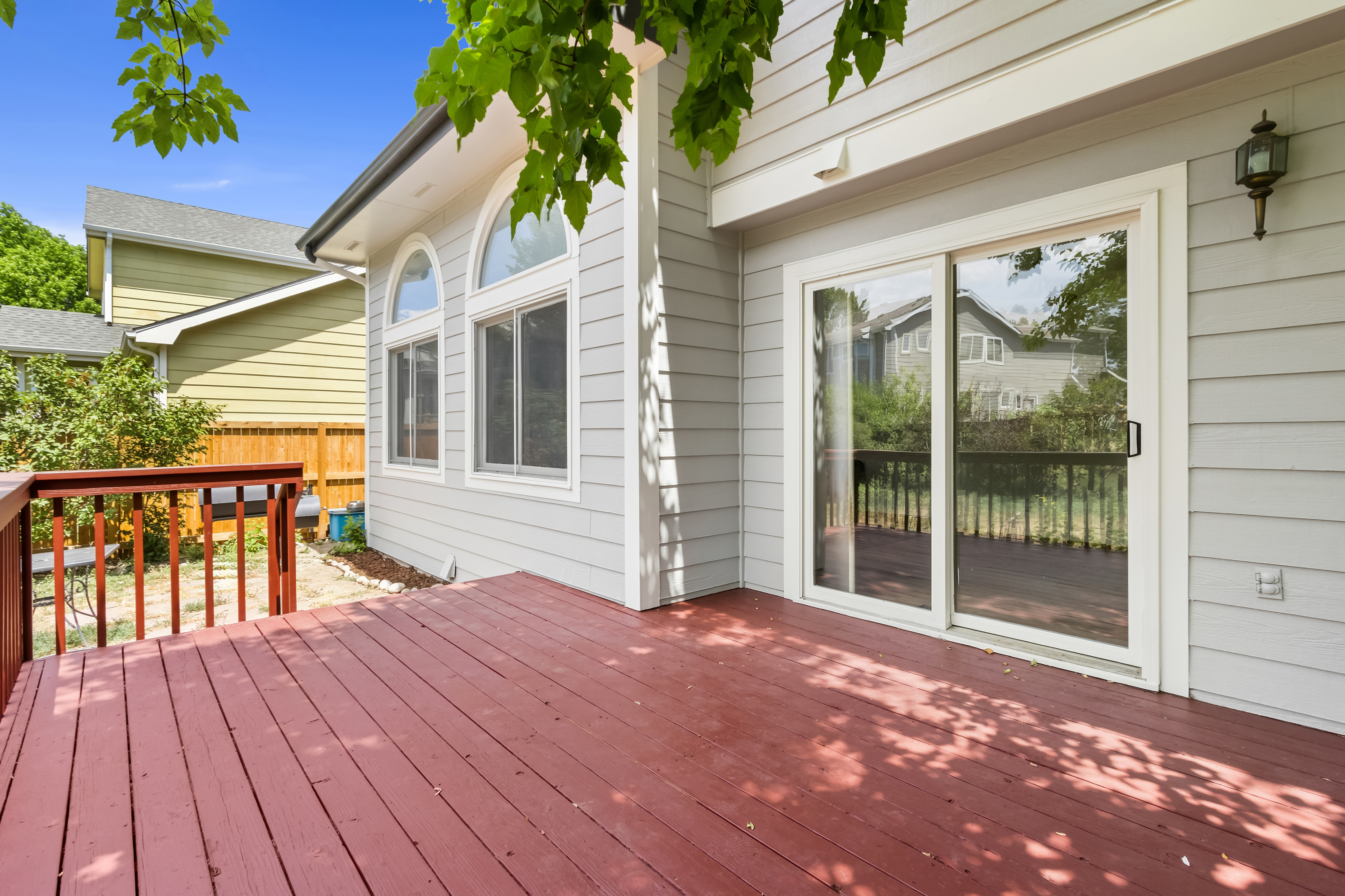  Beautifully Maintained Home in the Tree-Lined Oakridge Neighborhood - 物件實景