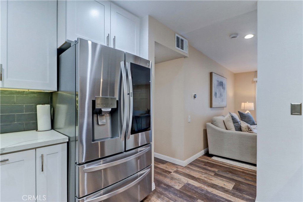 Long Beach, California, 90804, United States, 2 Bedrooms Bedrooms, ,2 BathroomsBathrooms,Residential,For Sale,2001889