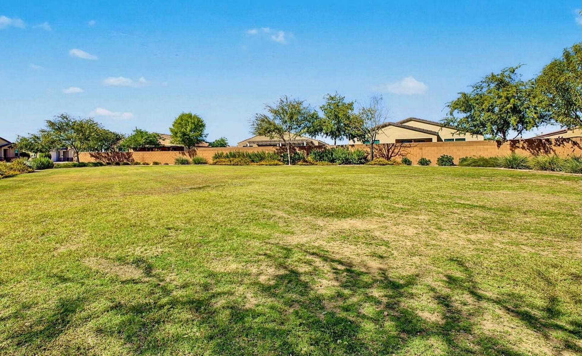 36304 N Chayton Dr  San Tan Valley, AZ - 物件實景