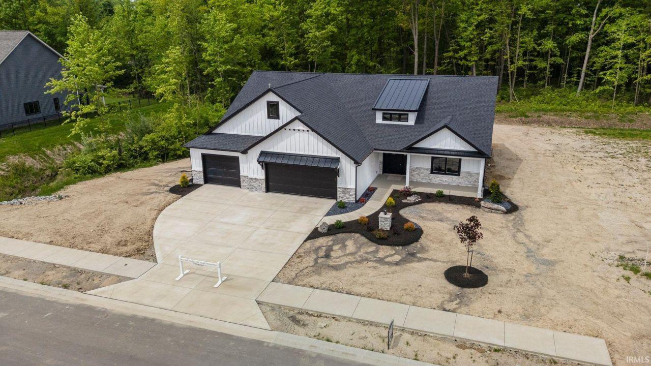 Fort Wayne, Indiana, 46845, United States, 3 Bedrooms Bedrooms, ,3 BathroomsBathrooms,Residential,For Sale,1828188