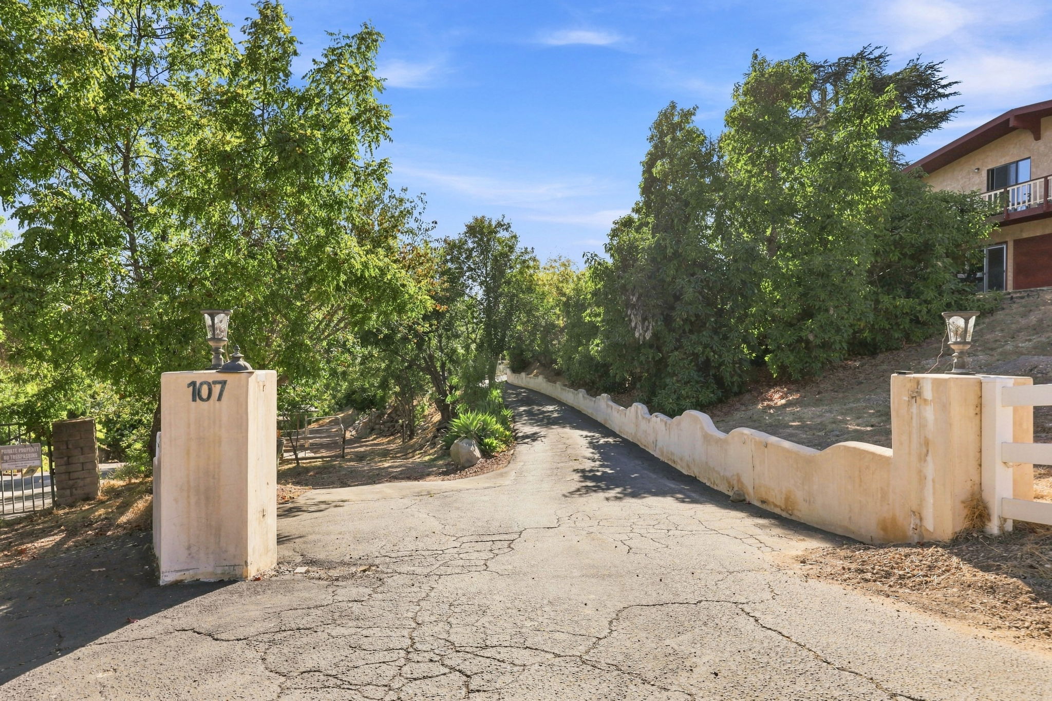  107 Alto Drive, Oak View, CA 93022 - 物件實景