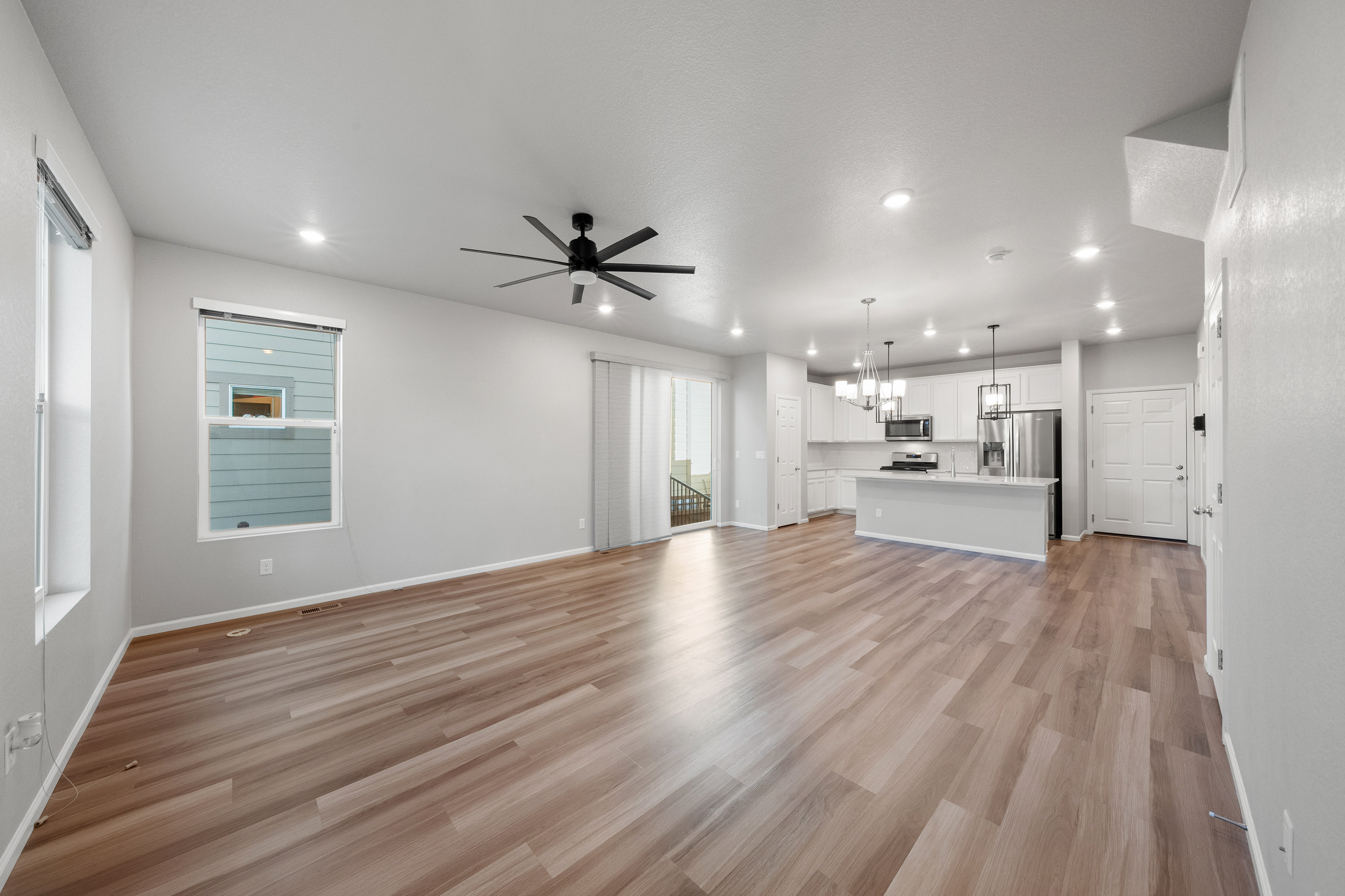  Discover Comfortable, Low-Maintenance Living - 物件實景