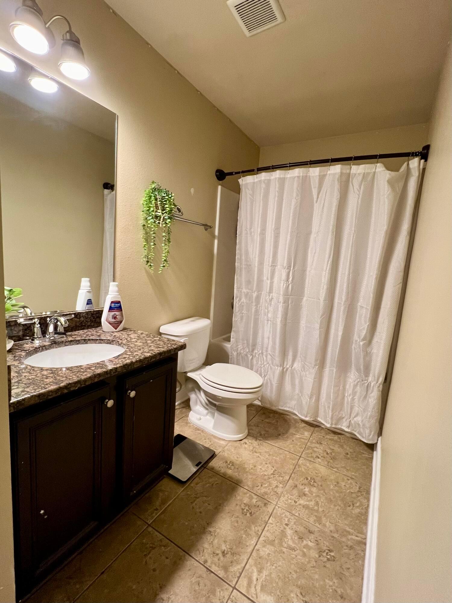 Freeport, Florida, 32439, United States, 6 Bedrooms Bedrooms, ,4 BathroomsBathrooms,Residential,For Sale,1935687