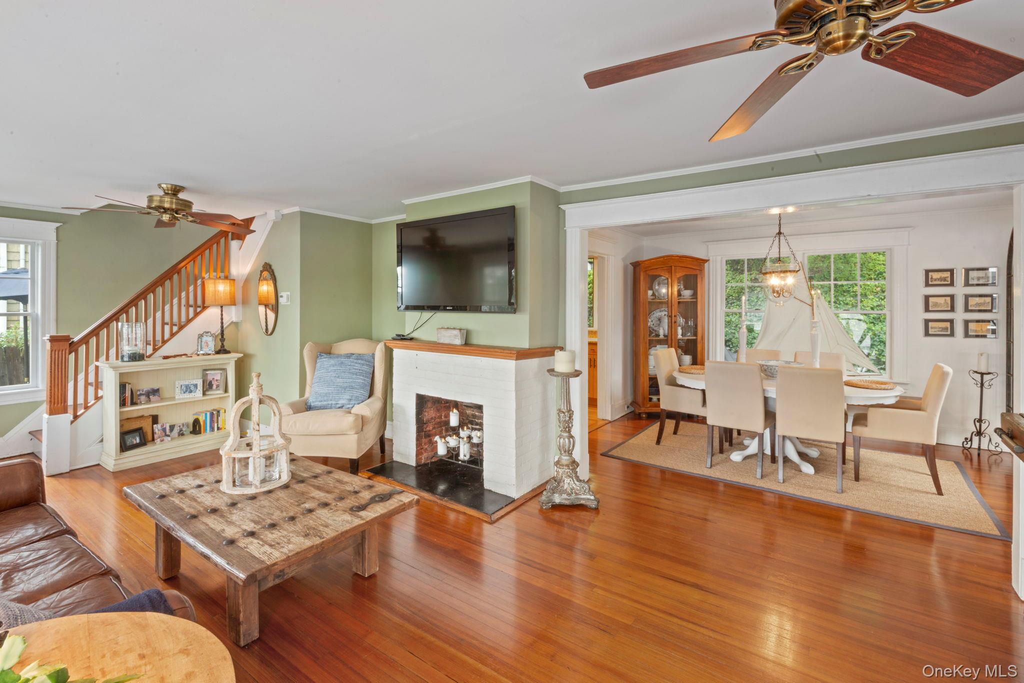 Northport, New York, 11768, United States, 3 Bedrooms Bedrooms, ,2 BathroomsBathrooms,Residential,For Sale,1925556