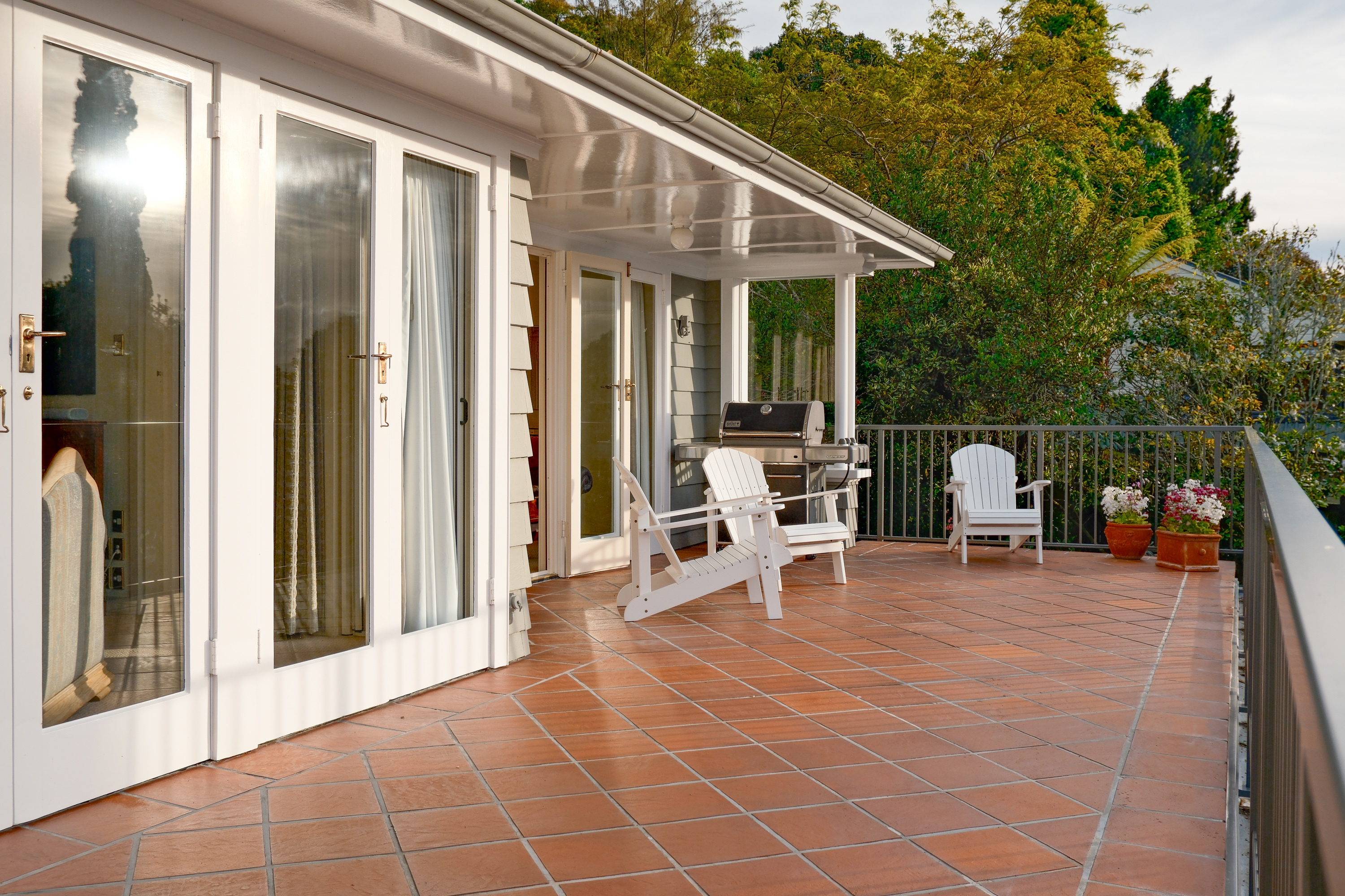  Timeless Lakeside Living at Kawaha Point - 物件實景