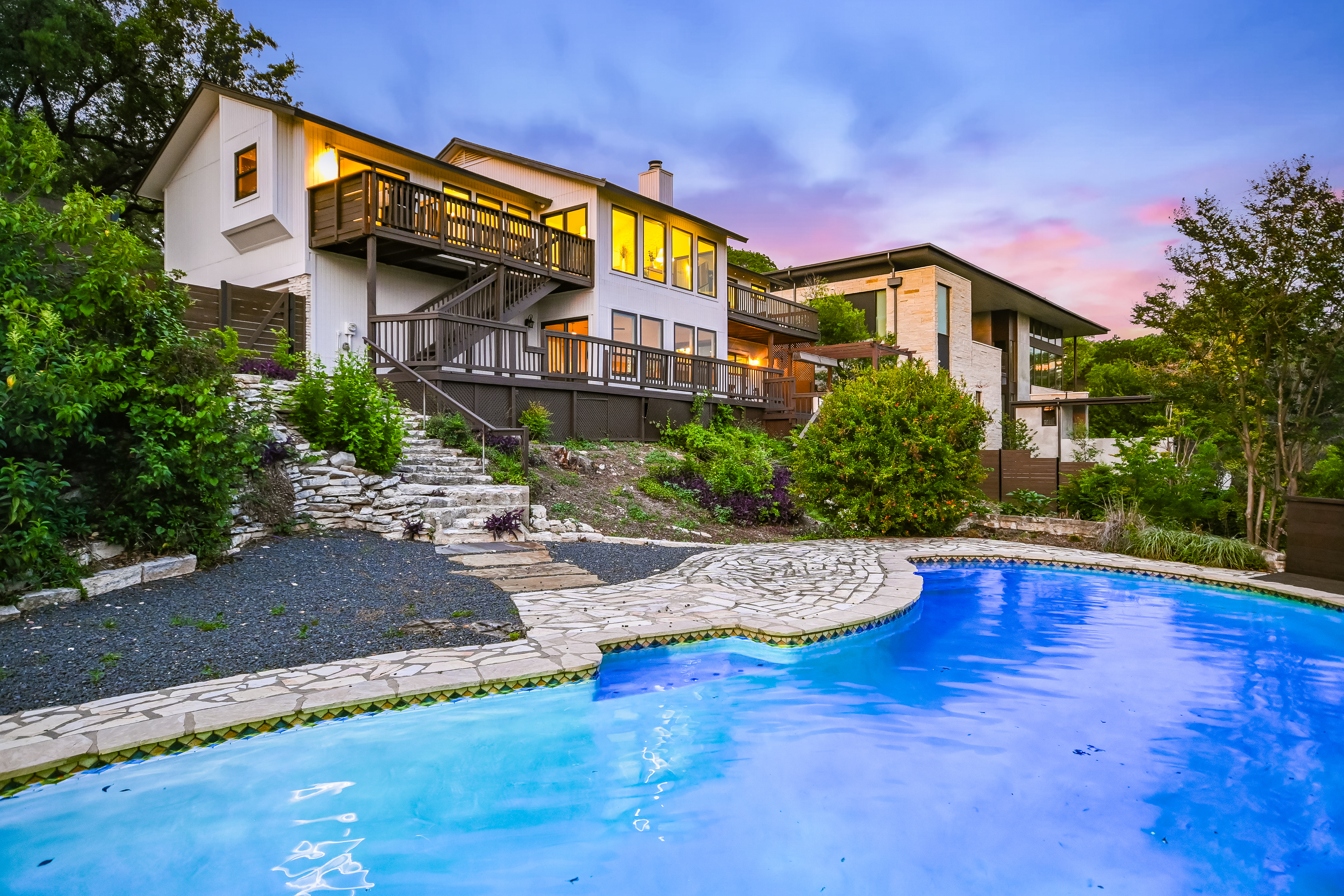  Hill Country Serenity in the Heart of Eanes ISD - 物件實景