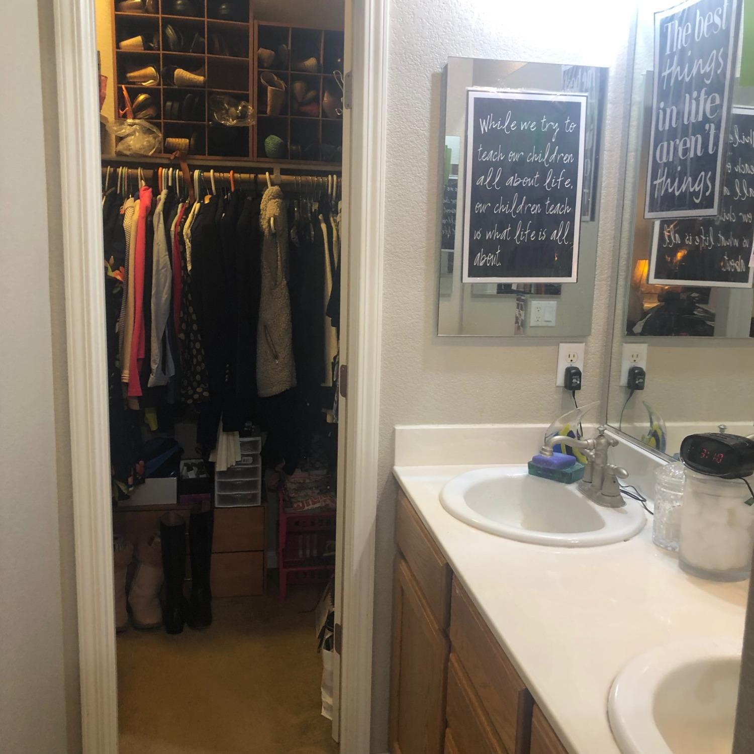 Yuba City, California, 95991-6934, United States, 6 Bedrooms Bedrooms, ,4 BathroomsBathrooms,Residential,For Sale,1849016