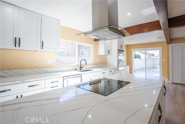 Long Beach, California, 90805, United States, 4 Bedrooms Bedrooms, ,2 BathroomsBathrooms,Residential,For Sale,2048127