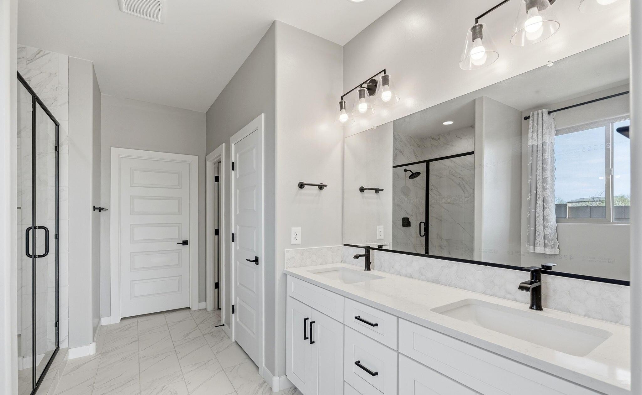 11397 N Baja Place  Oro Valley, AZ - 物件實景