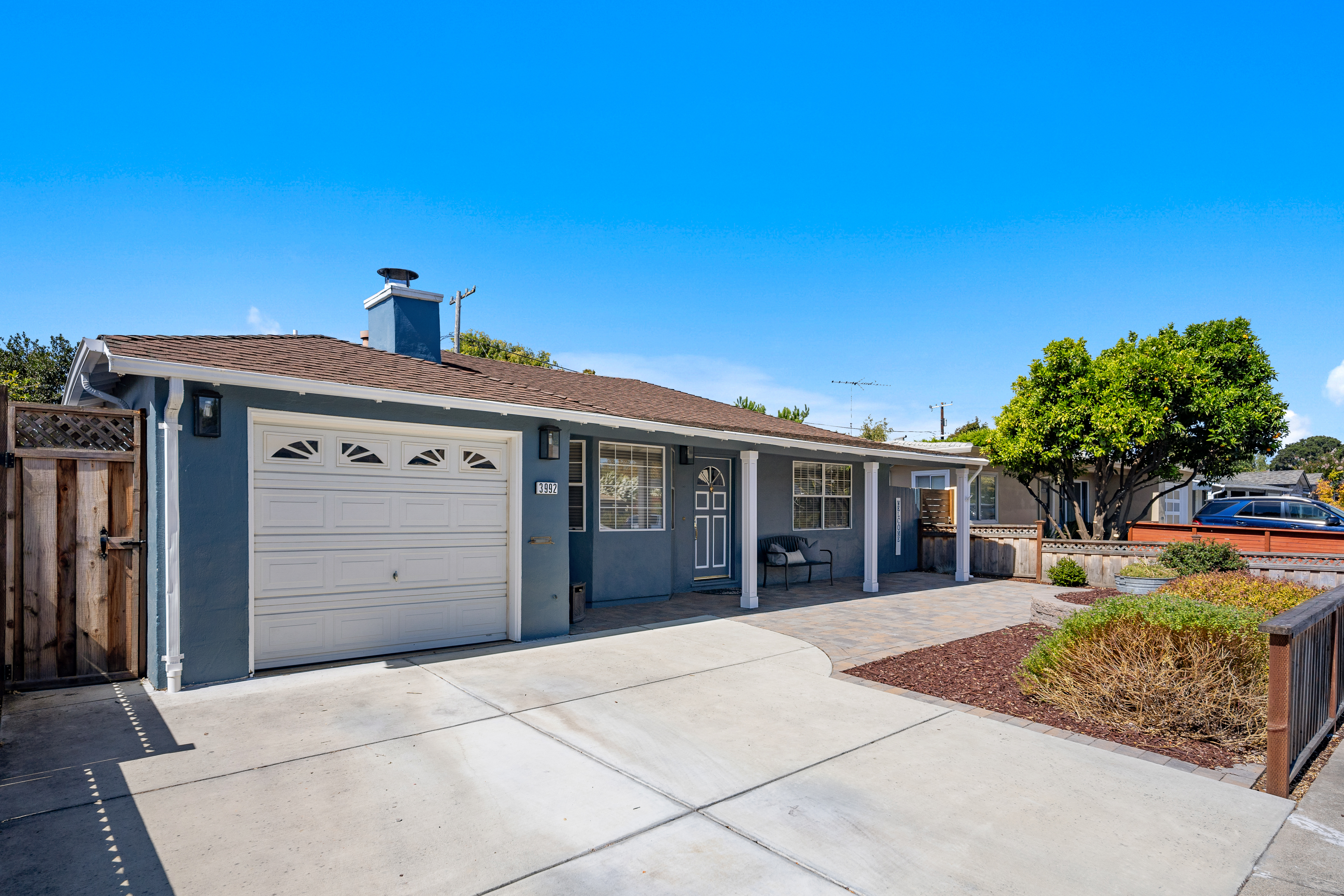 Single-Level Home in Desirable San Mateo Village - 物件實景