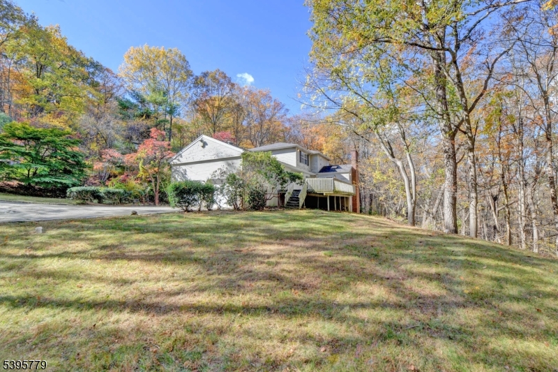 Kinnelon Boro, New Jersey, 07405, United States, 3 Bedrooms Bedrooms, ,3 BathroomsBathrooms,Residential,For Sale,1989629