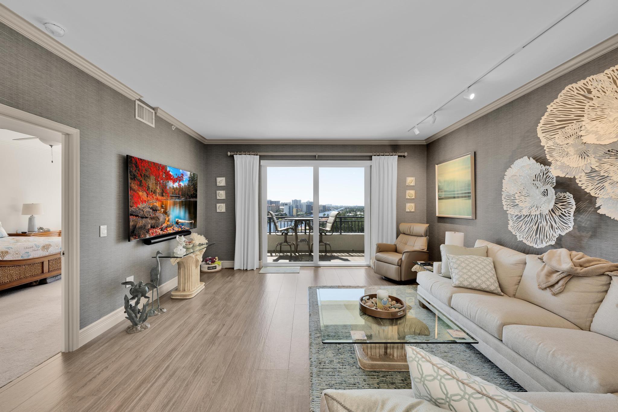 Pompano Beach, Florida, 33062, United States, 2 Bedrooms Bedrooms, ,3 BathroomsBathrooms,Residential,For Sale,1978279