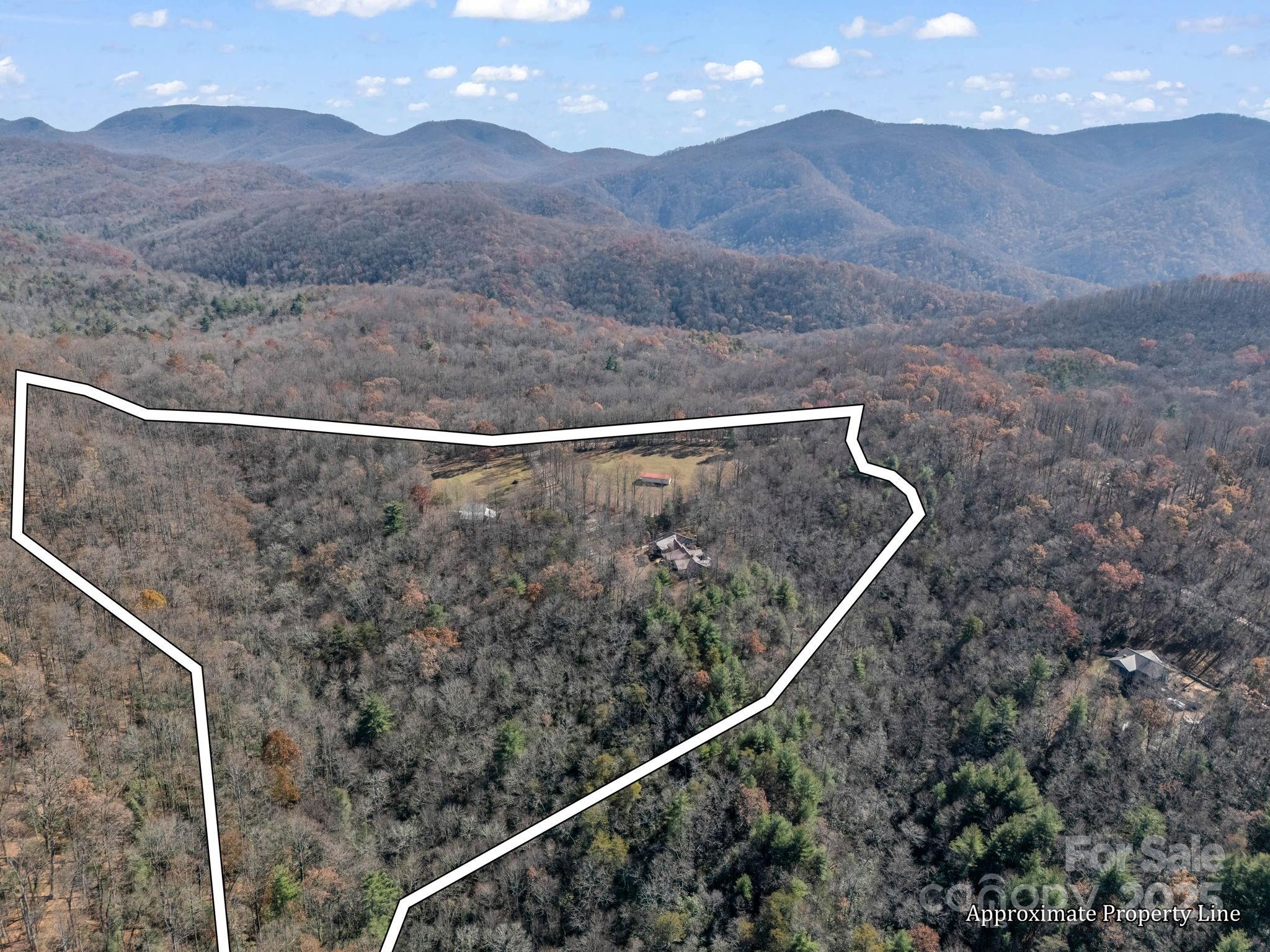 Saluda, North Carolina, 28773, United States, 3 Bedrooms Bedrooms, ,4 BathroomsBathrooms,Residential,For Sale,2002450