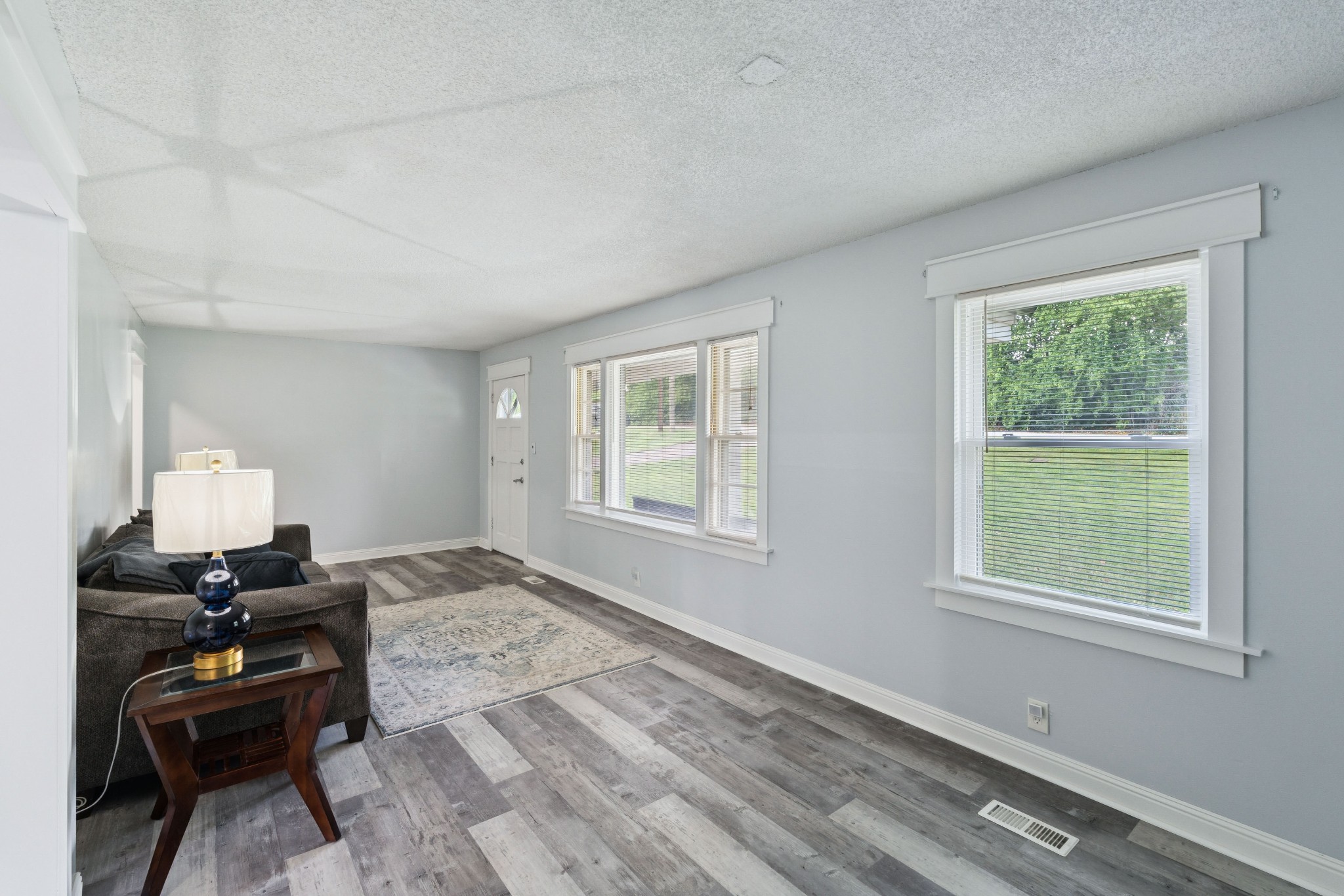 Nashville, Tennessee, 37217, United States, 3 Bedrooms Bedrooms, ,2 BathroomsBathrooms,Residential,For Sale,1913625