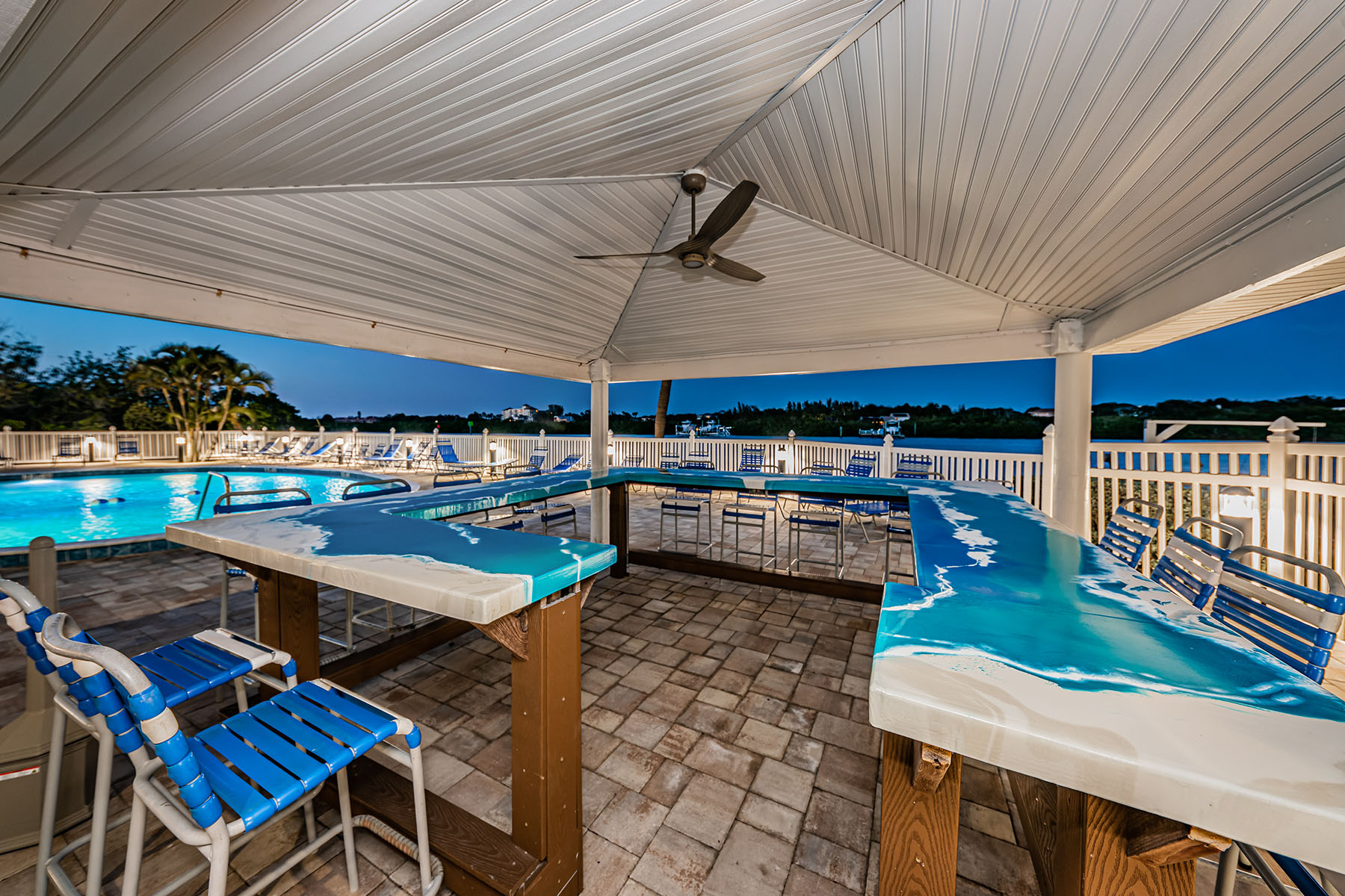  BAY SHORES YACHT & TENNIS CLUB - 物件實景