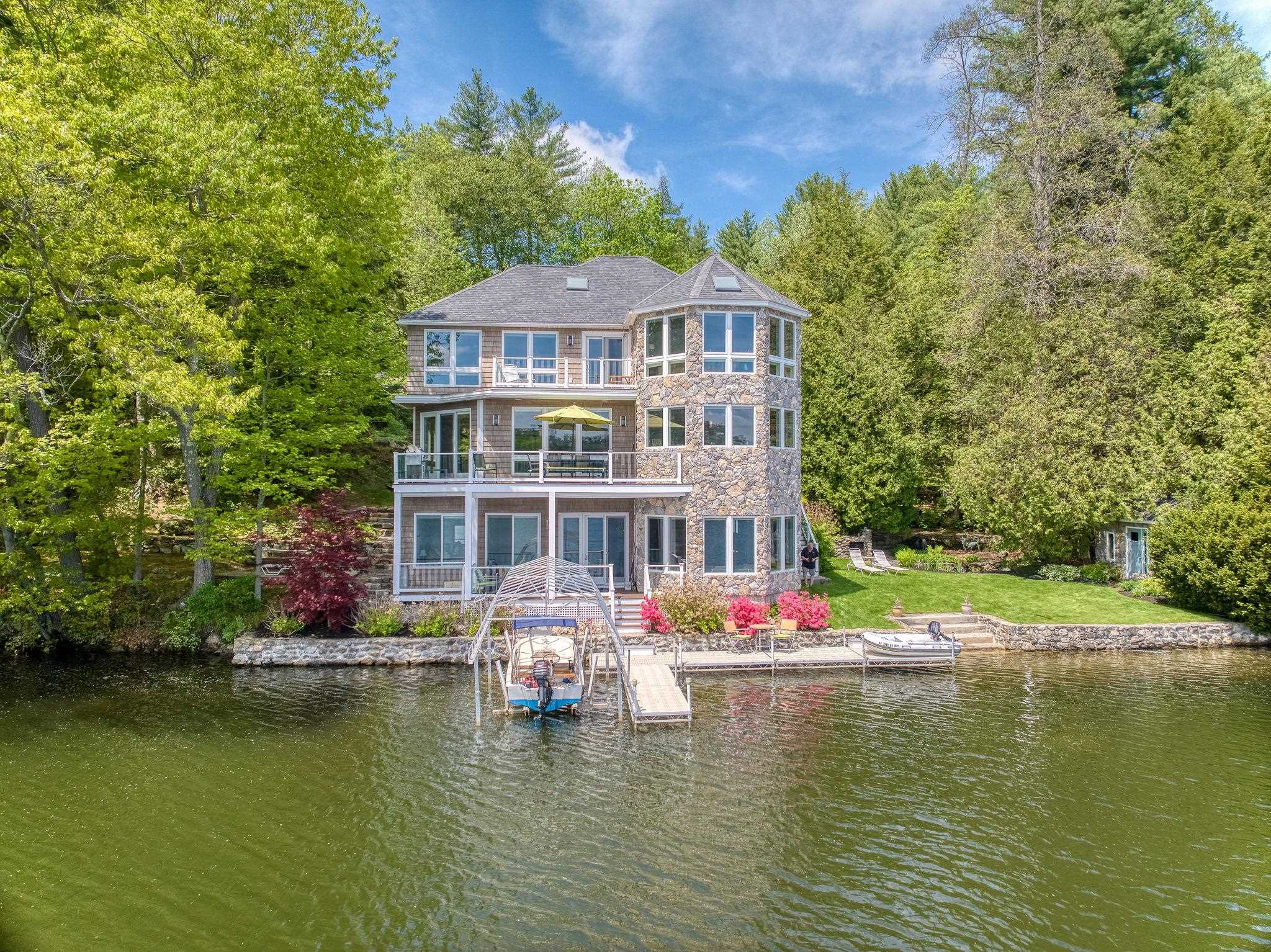 Windham, New Hampshire, 03087, United States, 4 Bedrooms Bedrooms, ,3 BathroomsBathrooms,Residential,For Sale,1824064