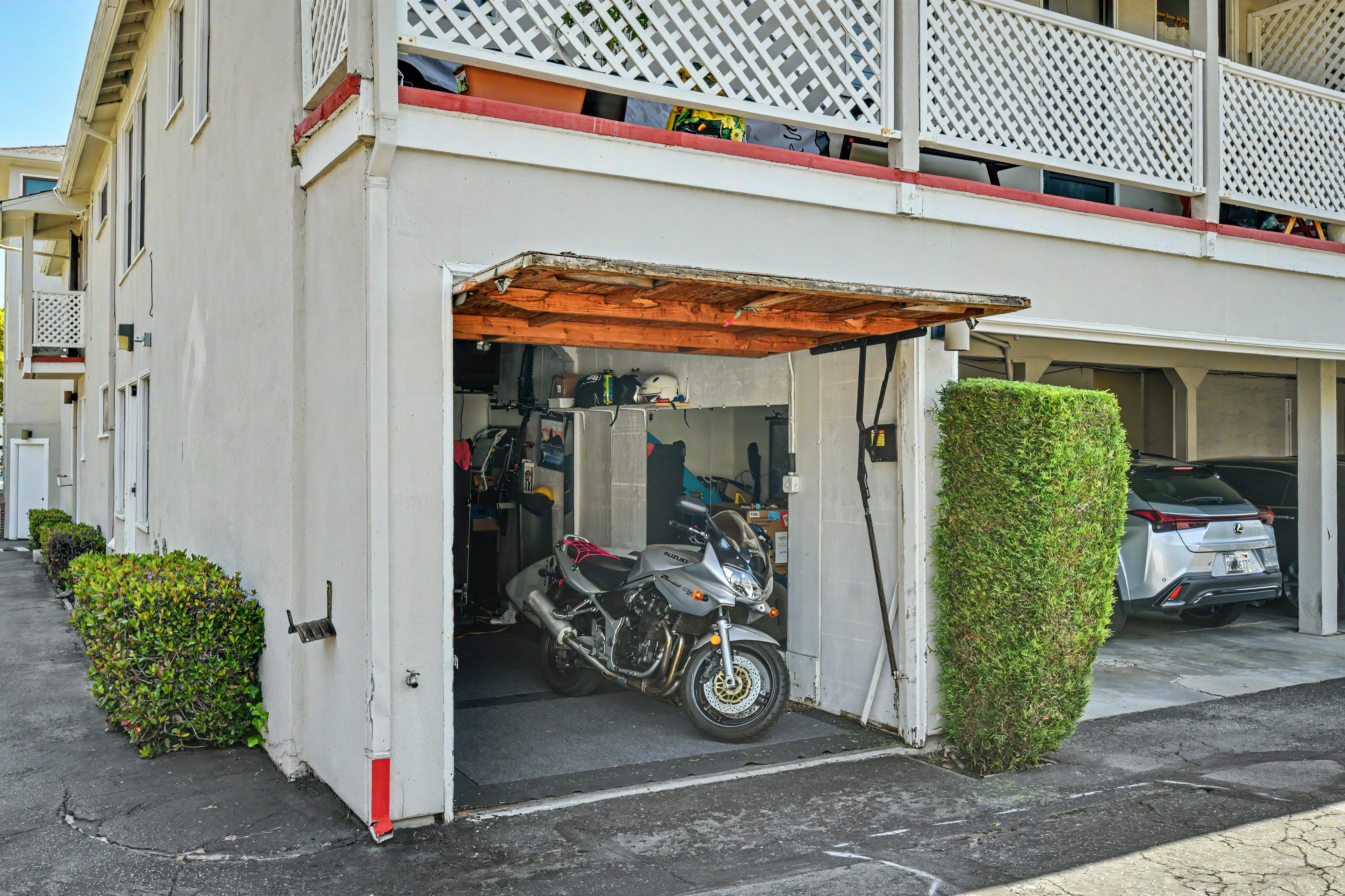  Ground-Level Garden Condo - 物件實景