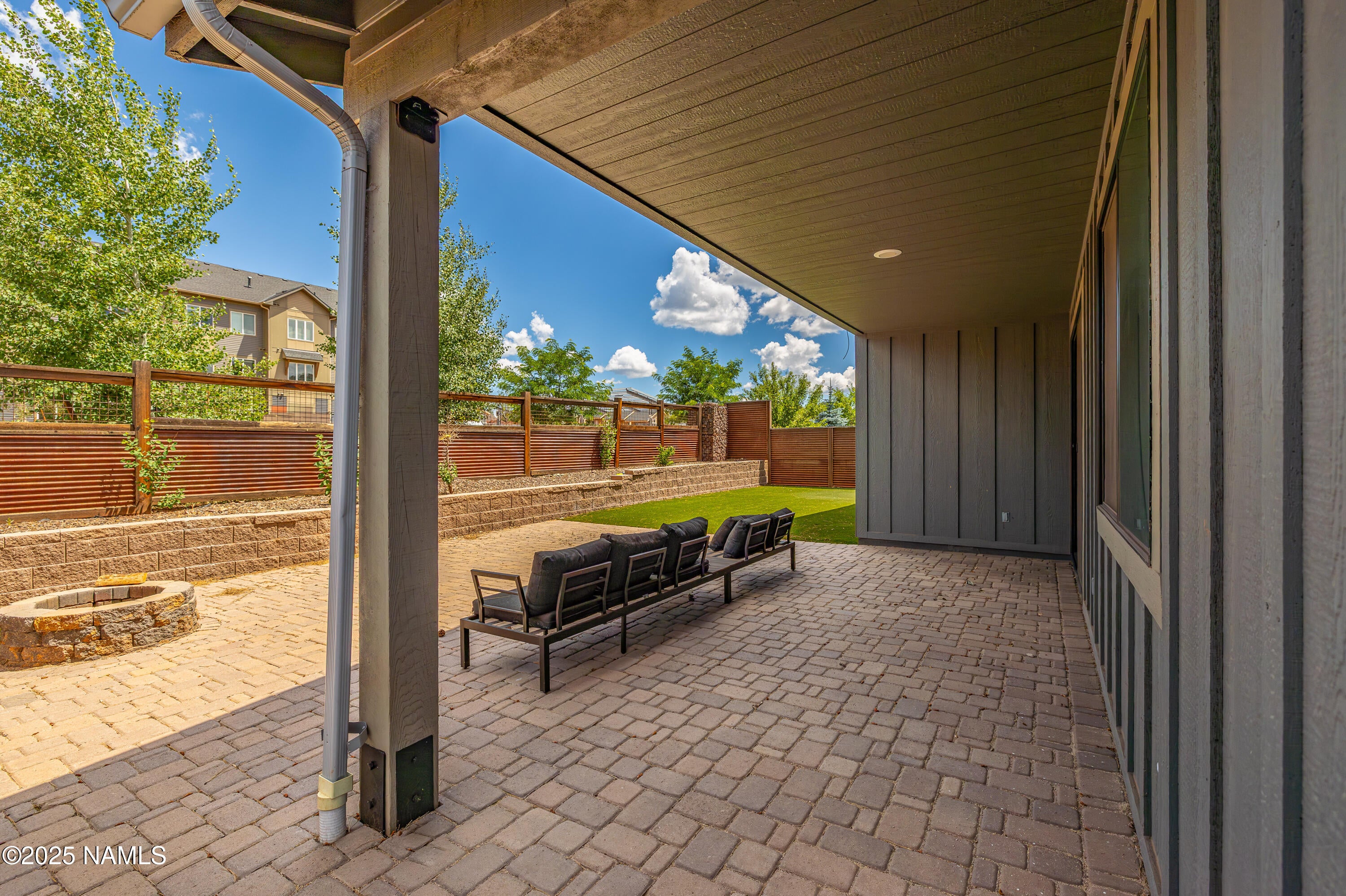 Flagstaff, Arizona, 86001, United States, 5 Bedrooms Bedrooms, ,4 BathroomsBathrooms,Residential,For Sale,1902555