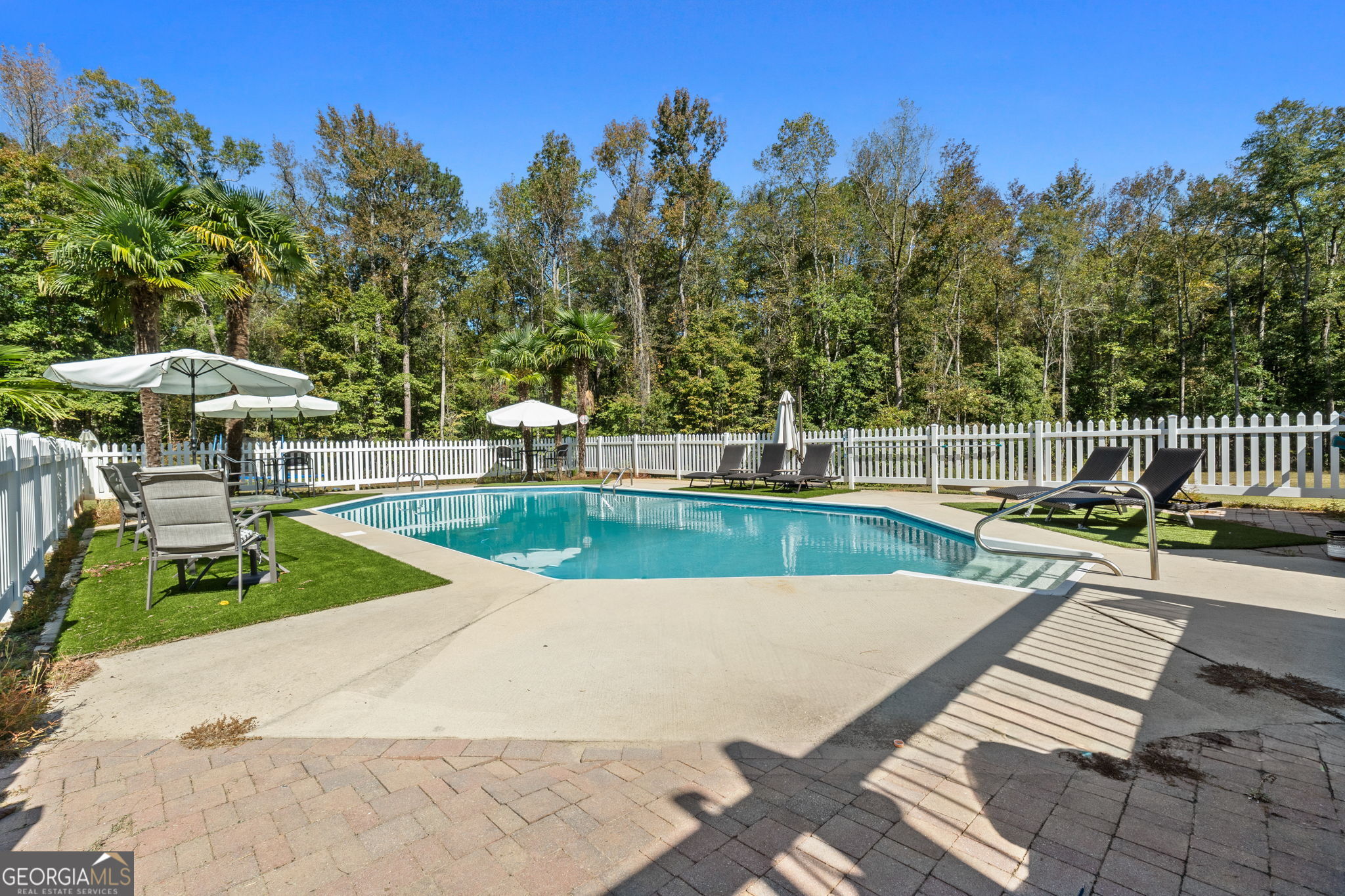 Meansville, Georgia, 30256, United States, 5 Bedrooms Bedrooms, ,4 BathroomsBathrooms,Residential,For Sale,2002650