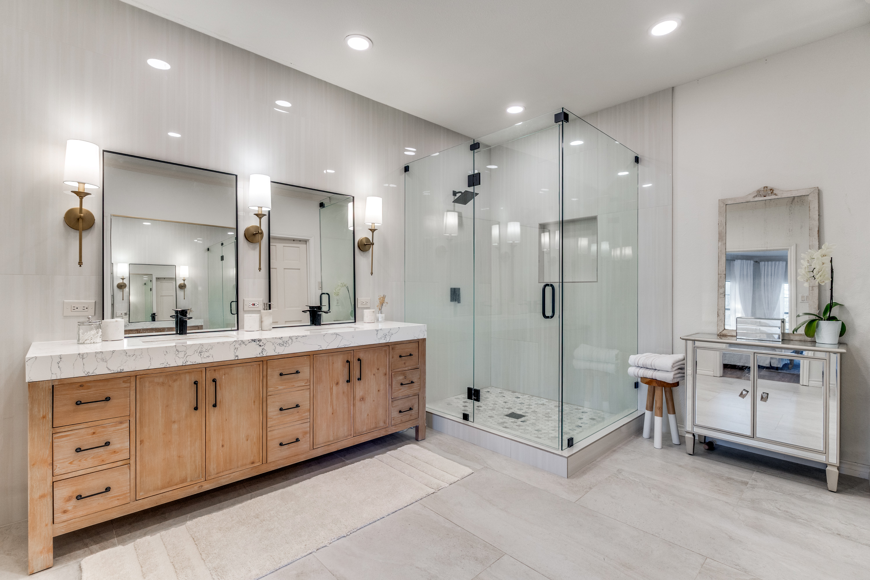  9122 Cochran Heights Drive, Dallas, TX, 75220 - 物件實景