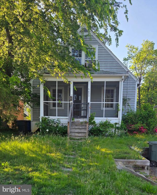 Arlington, Virginia, 22205, United States, 2 Bedrooms Bedrooms, ,2 BathroomsBathrooms,Residential,For Sale,2044795