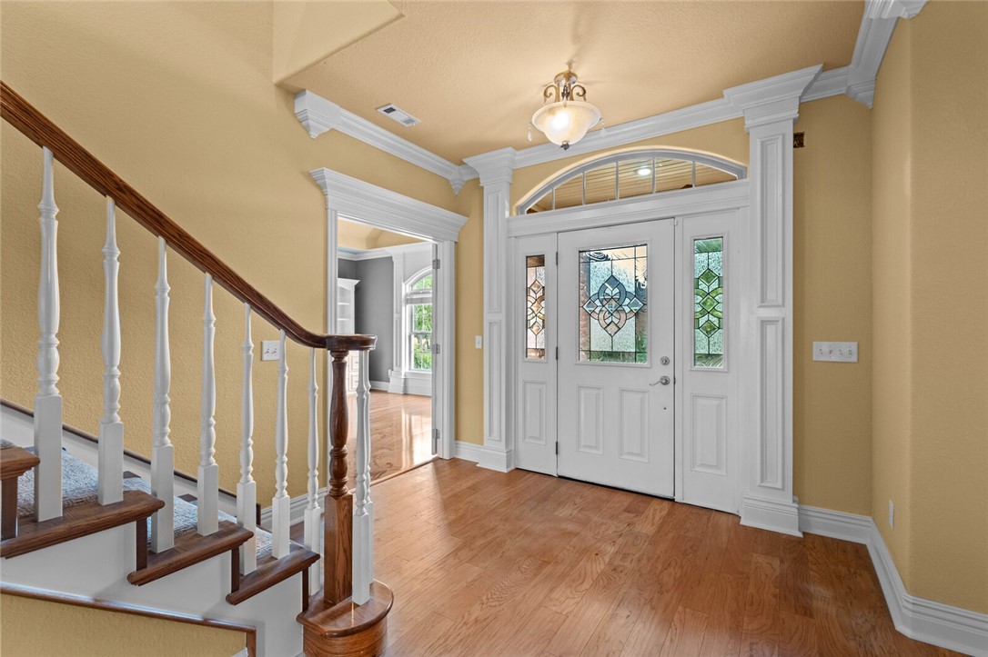 Bentonville, Arkansas, 72712, United States, 4 Bedrooms Bedrooms, ,4 BathroomsBathrooms,Residential,For Sale,1805614