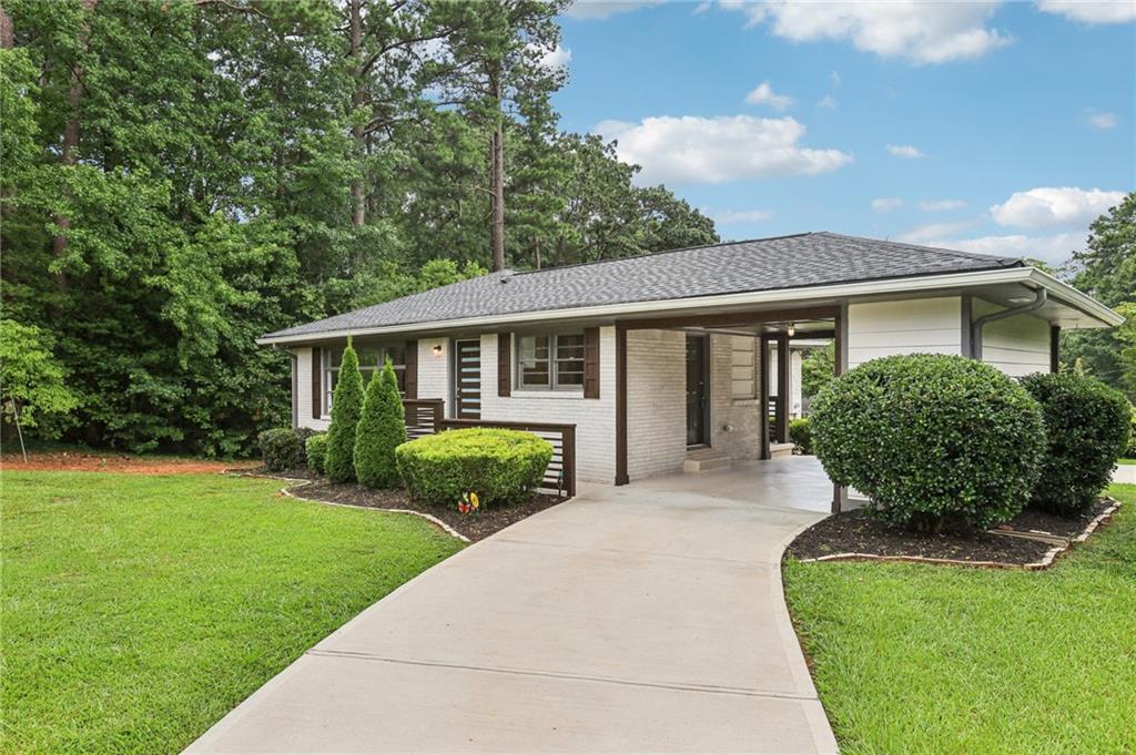 Decatur, Georgia, 30033, United States, 3 Bedrooms Bedrooms, ,2 BathroomsBathrooms,Residential,For Sale,1895989