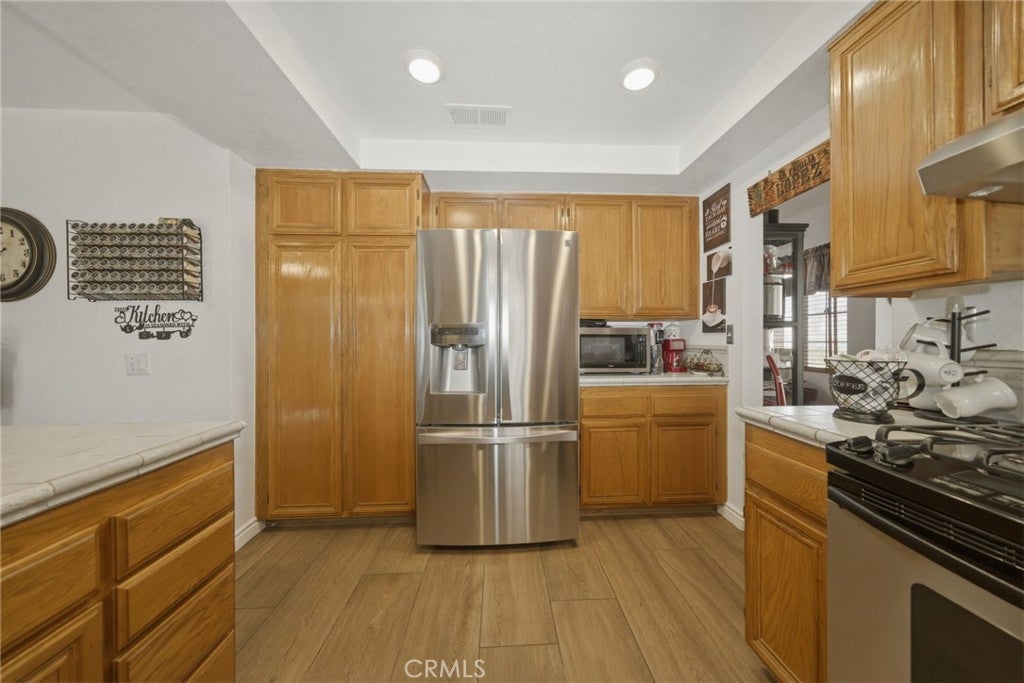 Moreno Valley, California, 92557, United States, 3 Bedrooms Bedrooms, ,2 BathroomsBathrooms,Residential,For Sale,2040659