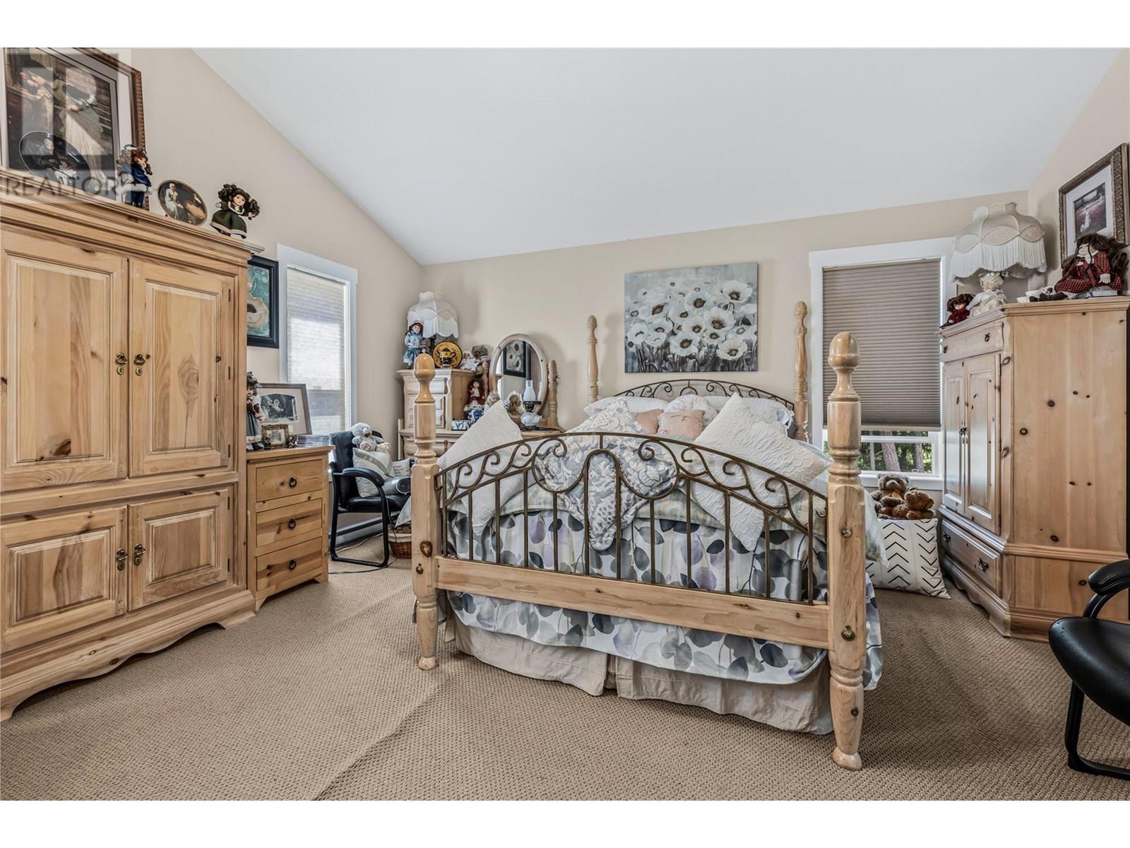 TAPPEN, British Columbia, V0E 2X2, CA, 2 Bedrooms Bedrooms, ,2 BathroomsBathrooms,Residential,For Sale,1868276