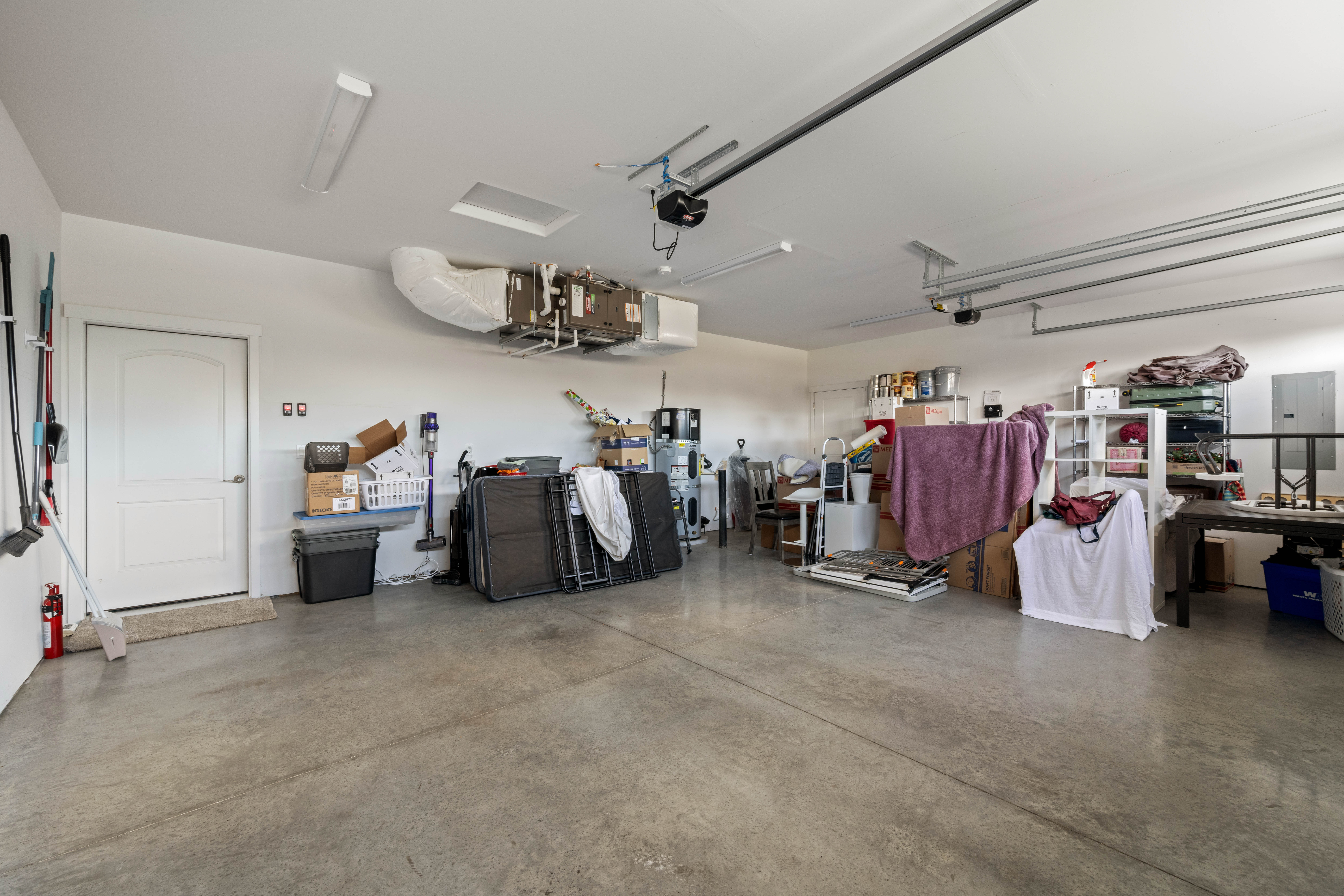  55+ Low Maintenance Living - 物件實景