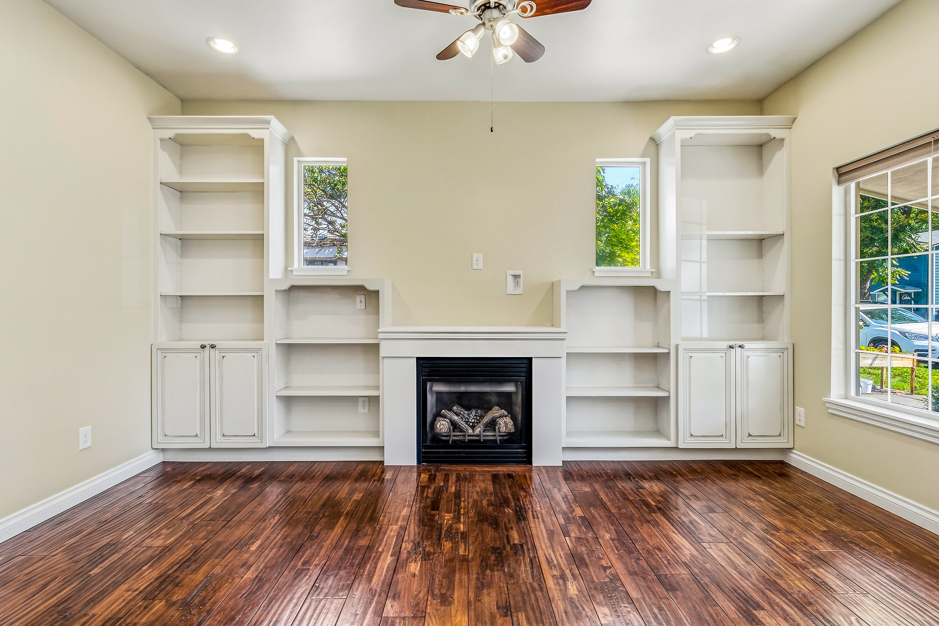  1031 Bonnie Brae St - 物件實景