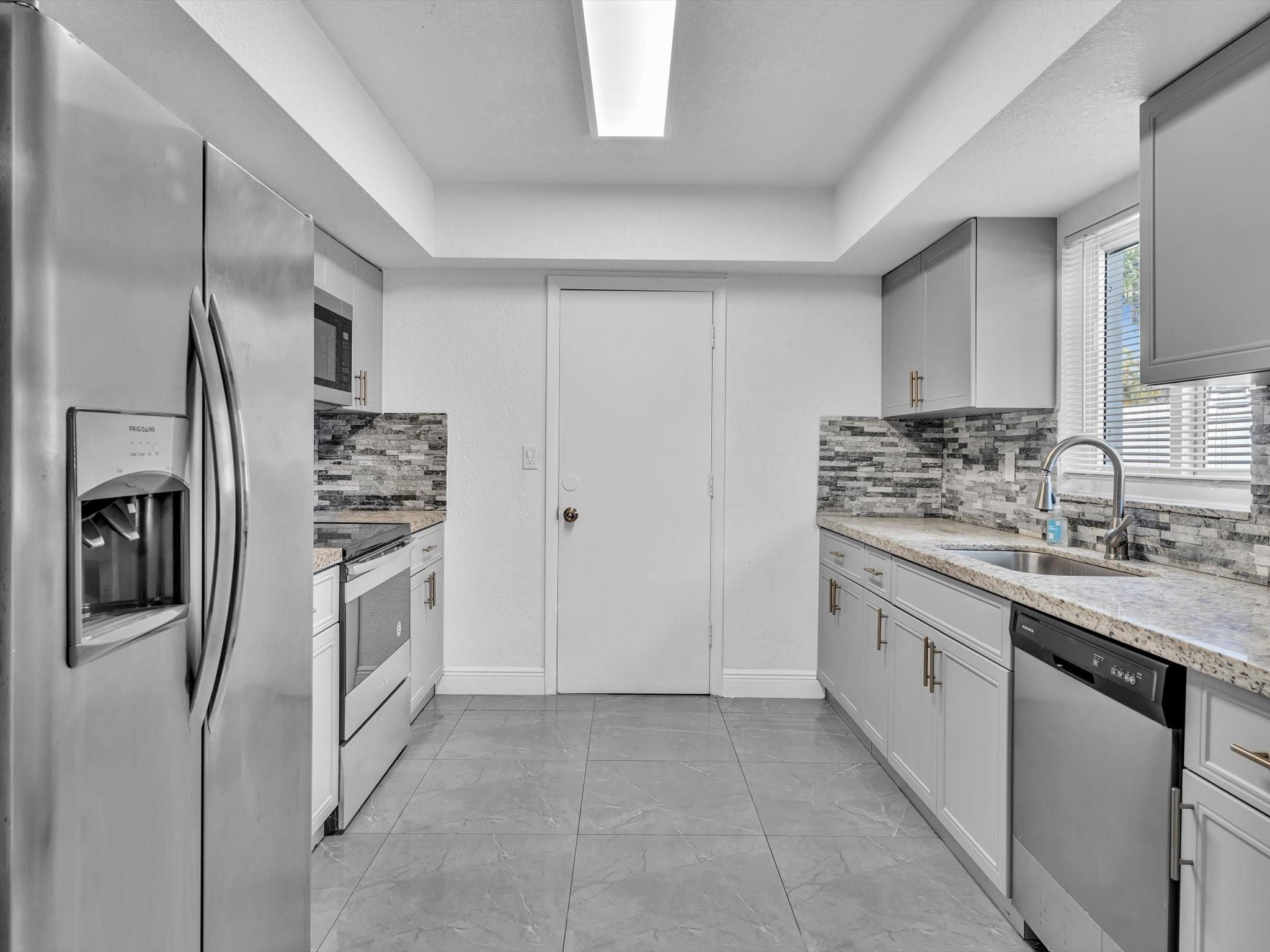 Oakland Park, Florida, 33309, United States, 3 Bedrooms Bedrooms, ,2 BathroomsBathrooms,Residential,For Sale,1984099