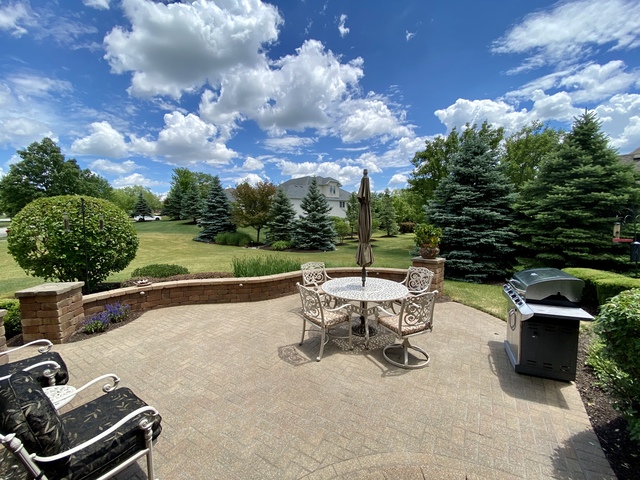 Mokena, Illinois, 60448, United States, 5 Bedrooms Bedrooms, ,4 BathroomsBathrooms,Residential,For Sale,1915819