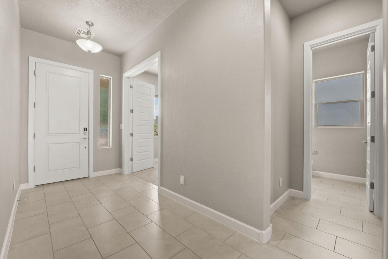 Rio Rancho, New Mexico, 87124, United States, 4 Bedrooms Bedrooms, ,3 BathroomsBathrooms,Residential,For Sale,1924973