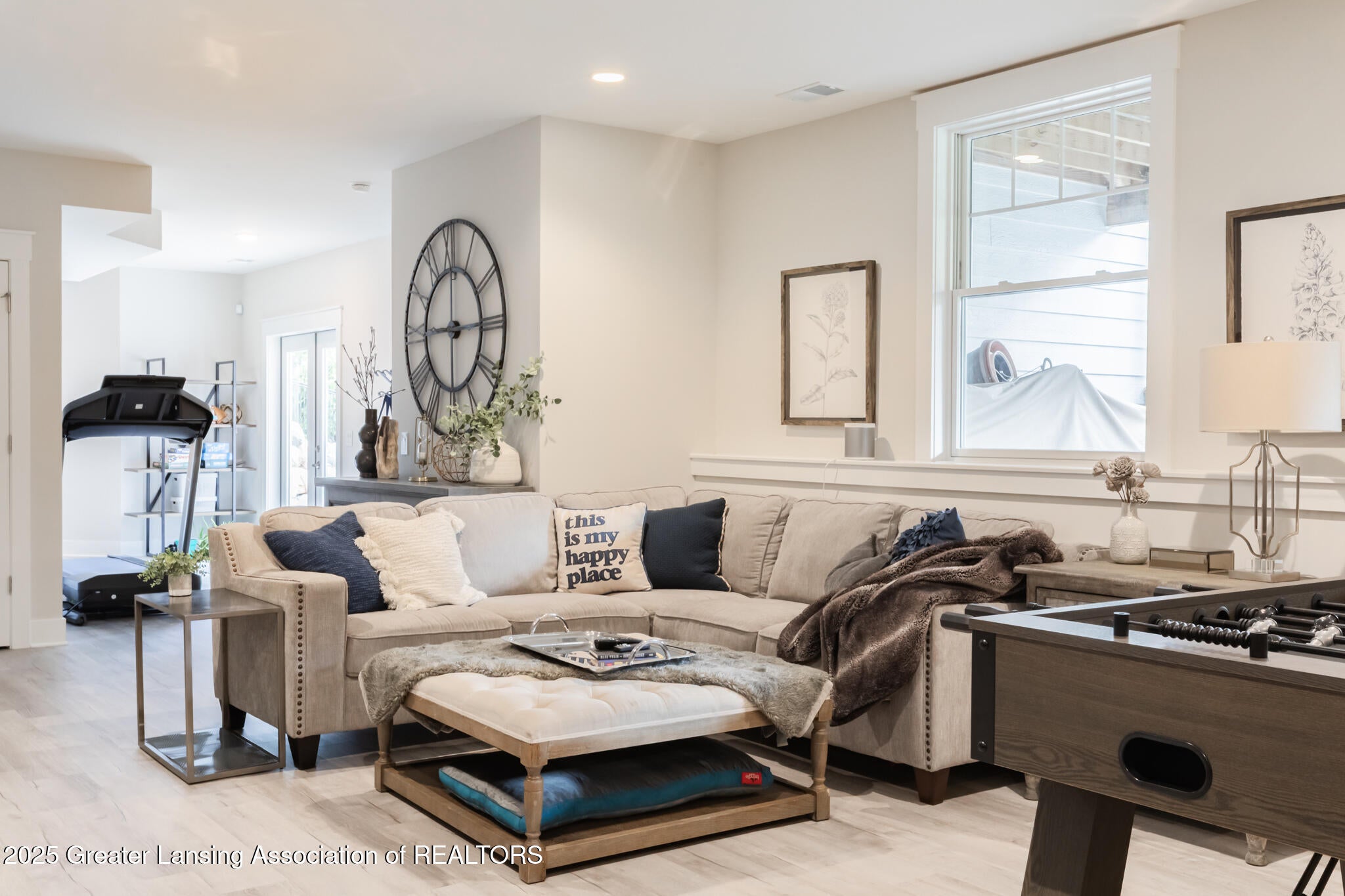 East Lansing, Michigan, 48823, United States, 5 Bedrooms Bedrooms, ,5 BathroomsBathrooms,Residential,For Sale,1987715