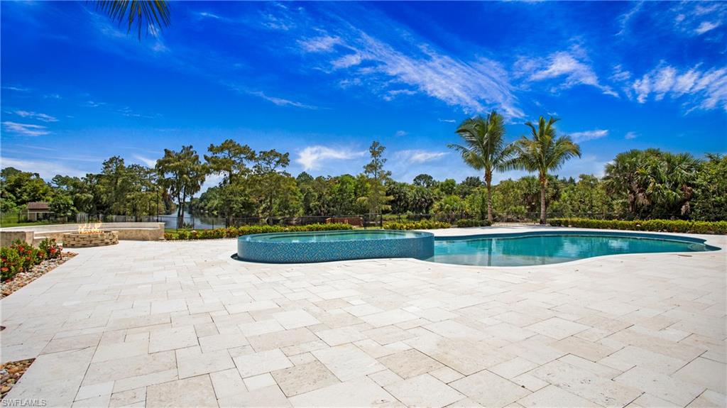780 25th St SW, Naples, Florida, 34117, United States, 6 Bedrooms Bedrooms, ,5 BathroomsBathrooms,Residential,For Sale,780 25th St SW,1606659