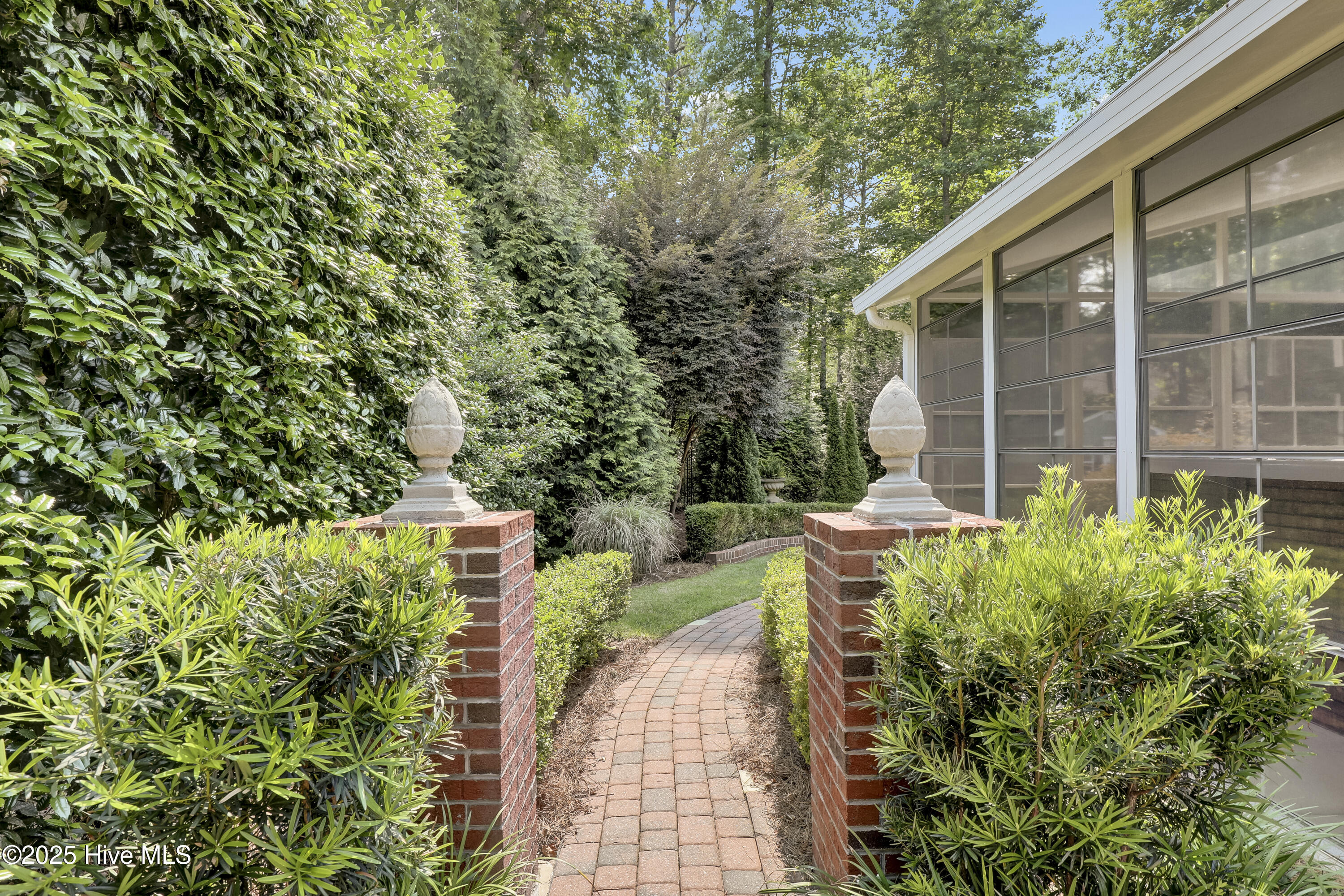 Hampstead, North Carolina, 28443, United States, 3 Bedrooms Bedrooms, ,4 BathroomsBathrooms,Residential,For Sale,1847066