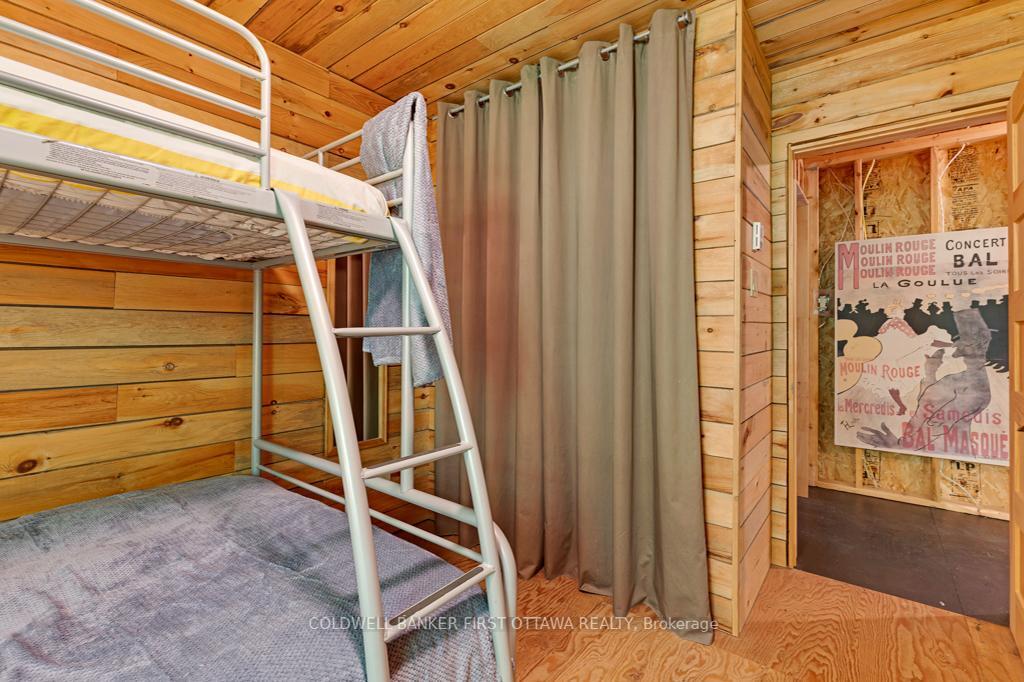 FRONTENAC, Ontario, K0H 2J0, CA, 3 Bedrooms Bedrooms, ,Residential,For Sale,1902002