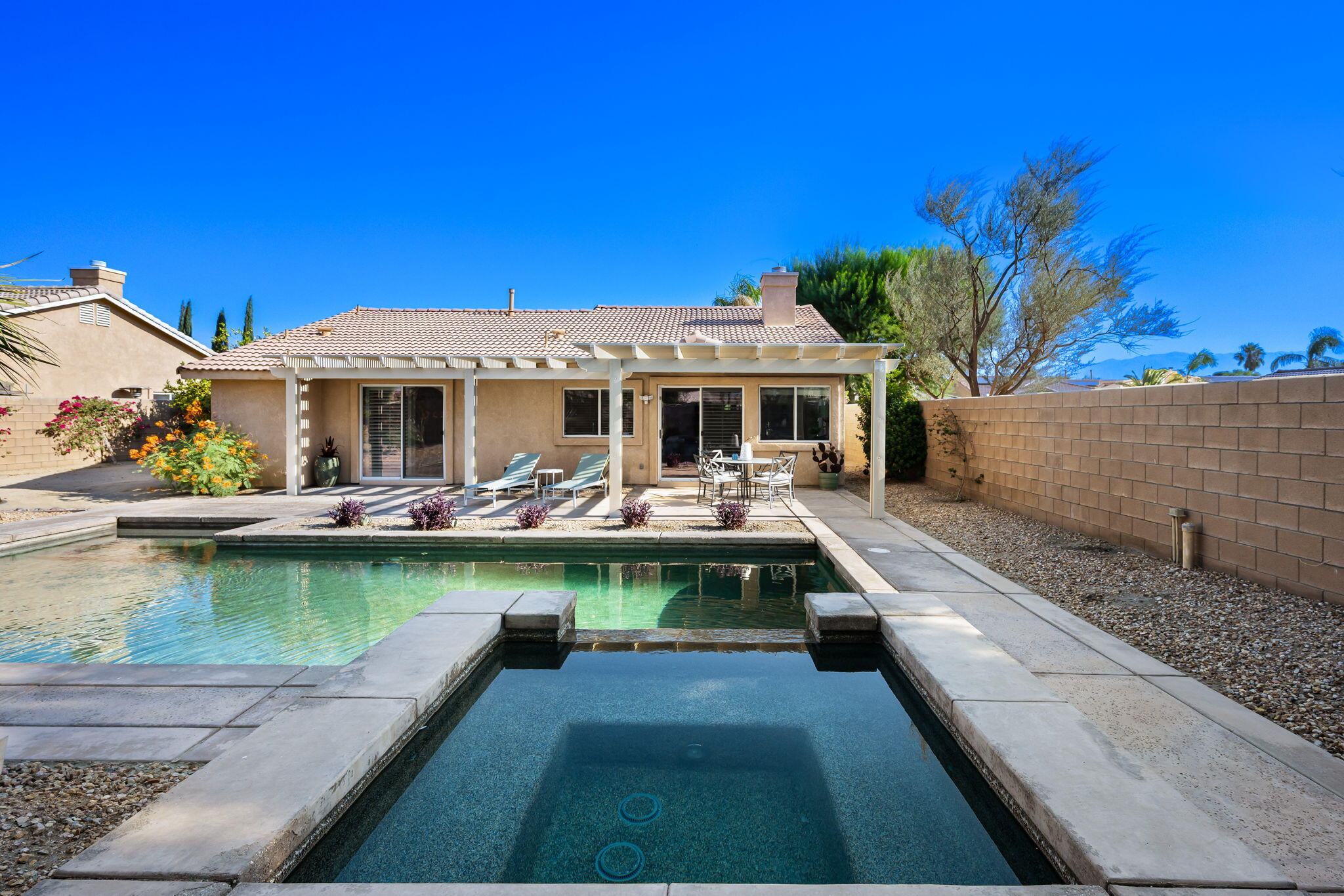 Indio, California, 92201, United States, 3 Bedrooms Bedrooms, ,2 BathroomsBathrooms,Residential,For Sale,1910889