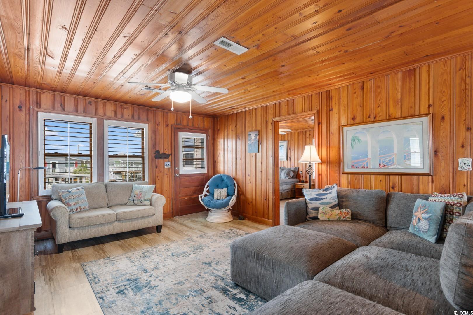 North Myrtle Beach, South Carolina, 29582, United States, 3 Bedrooms Bedrooms, ,3 BathroomsBathrooms,Residential,For Sale,1987110