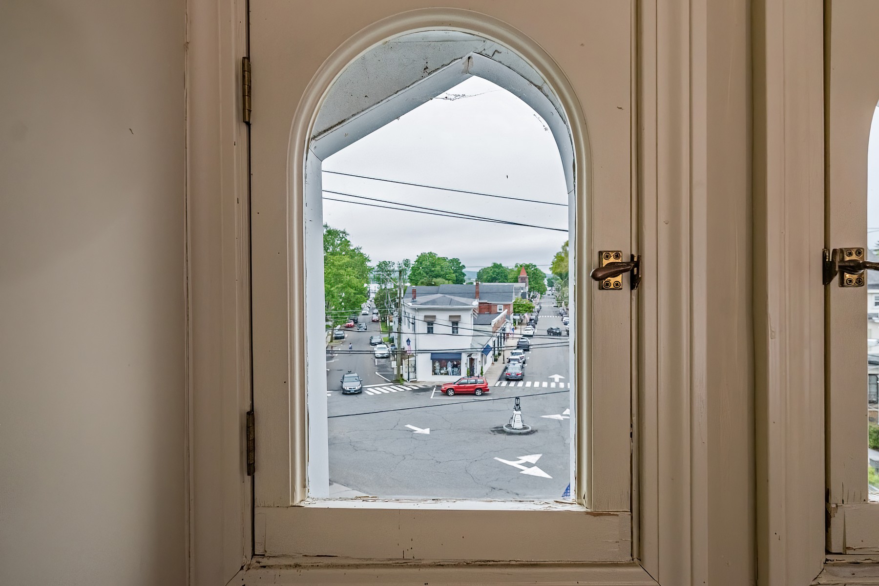  Iconic C.1900 Property Set at the Head of Main Street - 物件實景