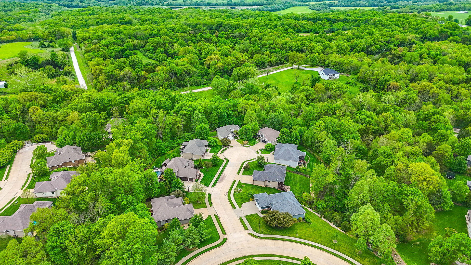COLUMBIA, Missouri, 65203, United States, 5 Bedrooms Bedrooms, ,3 BathroomsBathrooms,Residential,For Sale,2023724