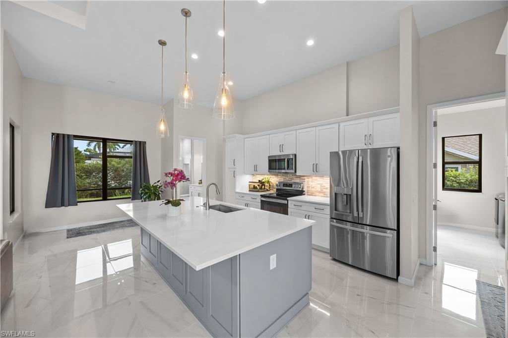 Bonita Springs, Florida, 34135, United States, 4 Bedrooms Bedrooms, ,2 BathroomsBathrooms,Residential,For Sale,1991686