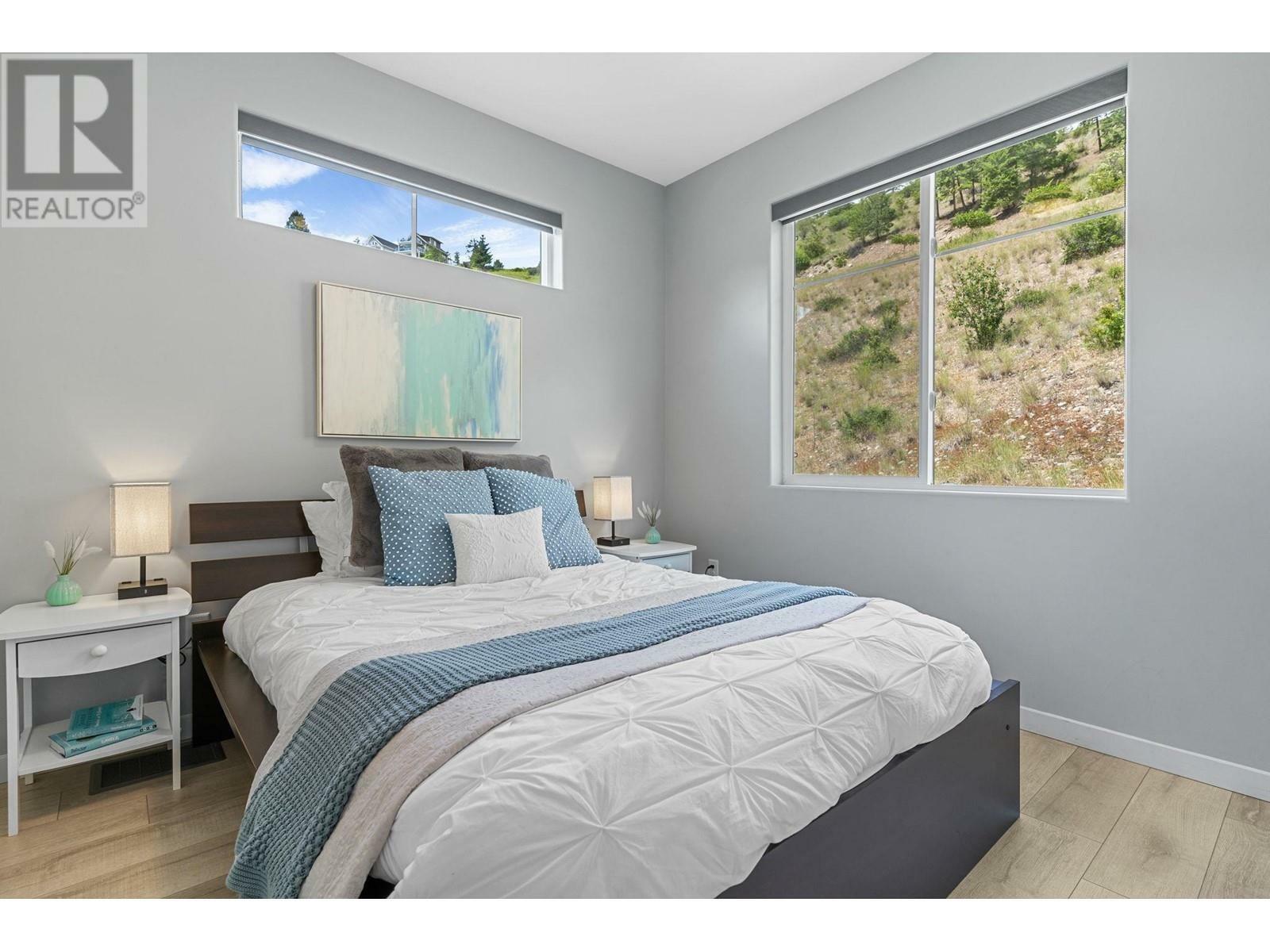 KELOWNA, British Columbia, V1Z 3R8, CA, 3 Bedrooms Bedrooms, ,2 BathroomsBathrooms,Residential,For Sale,1836675