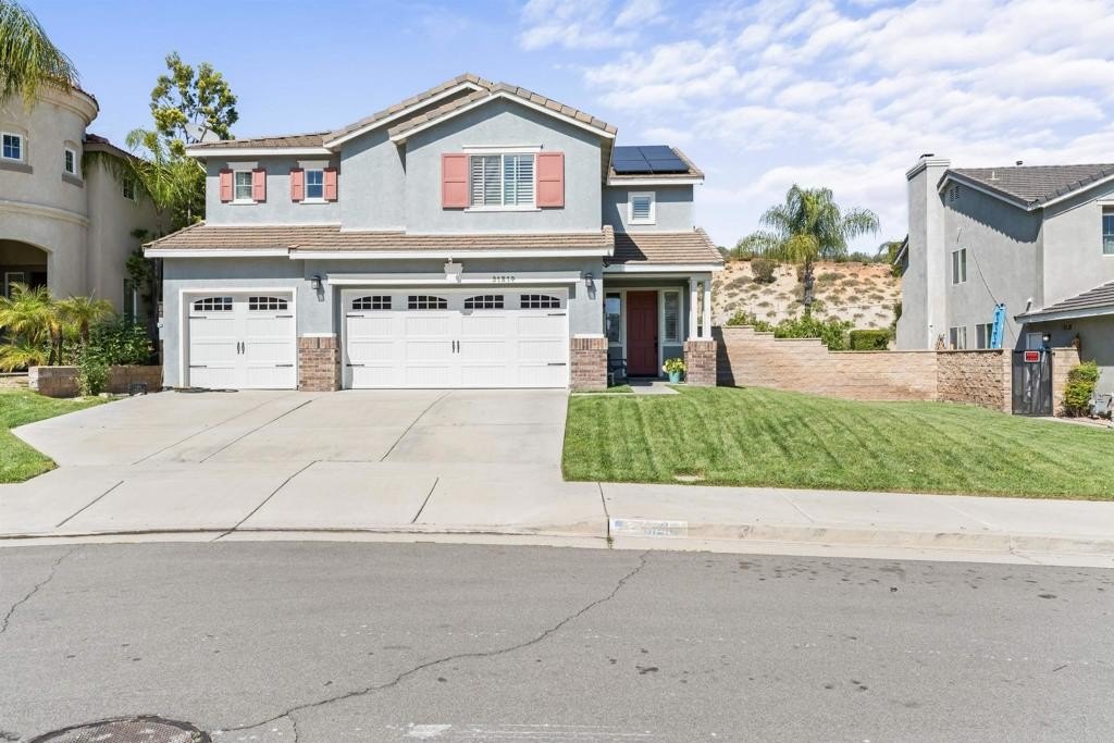 Murrieta, California, 92563, United States, 4 Bedrooms Bedrooms, ,4 BathroomsBathrooms,Residential,For Sale,1900898