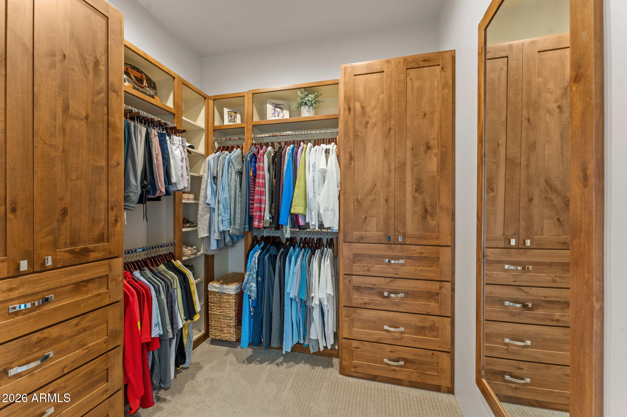 Wickenburg, Arizona, 85390, United States, 3 Bedrooms Bedrooms, ,3 BathroomsBathrooms,Residential,For Sale,2010369