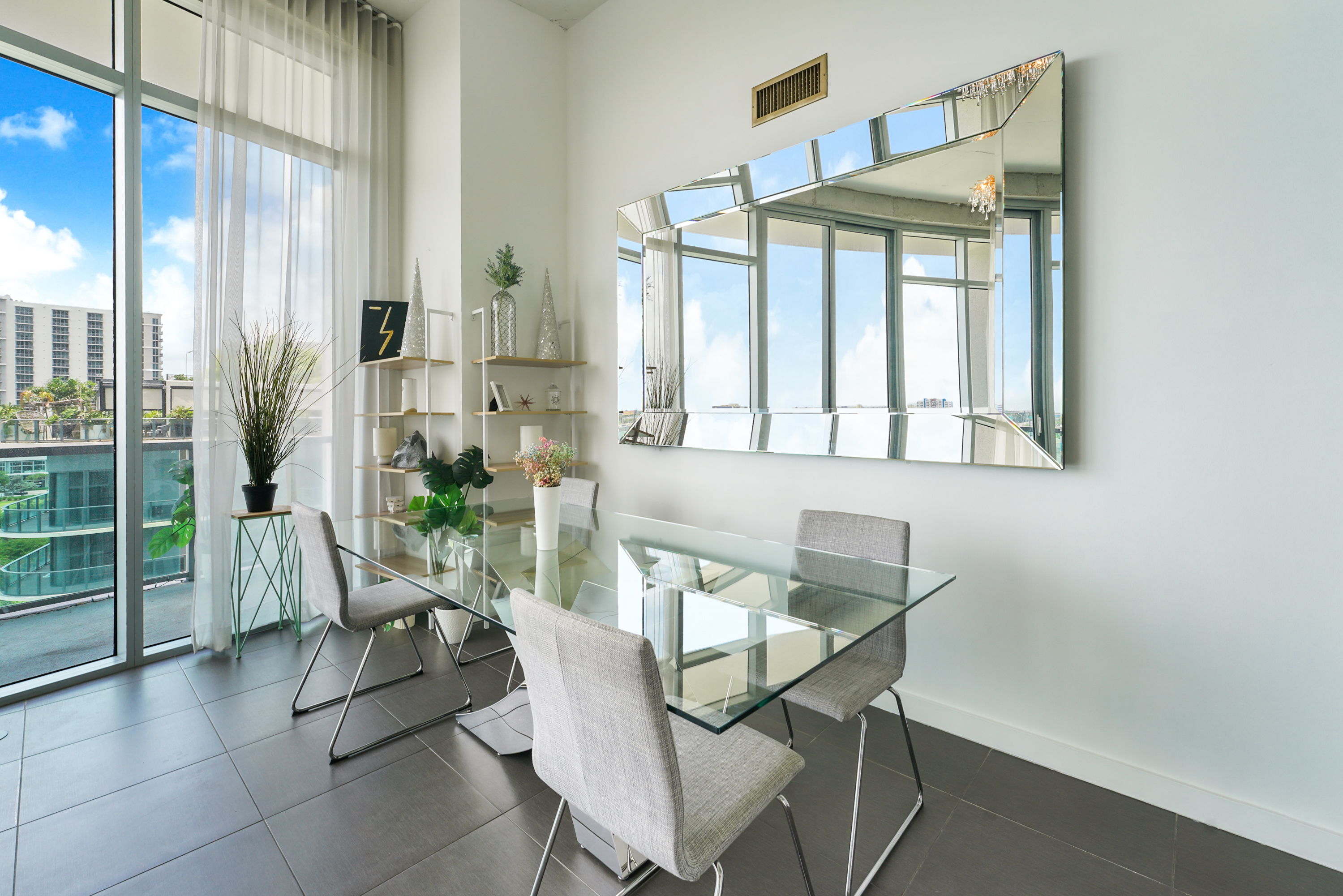  3301 NE 1st Ave, Miami, FL, 33137 - 物件實景