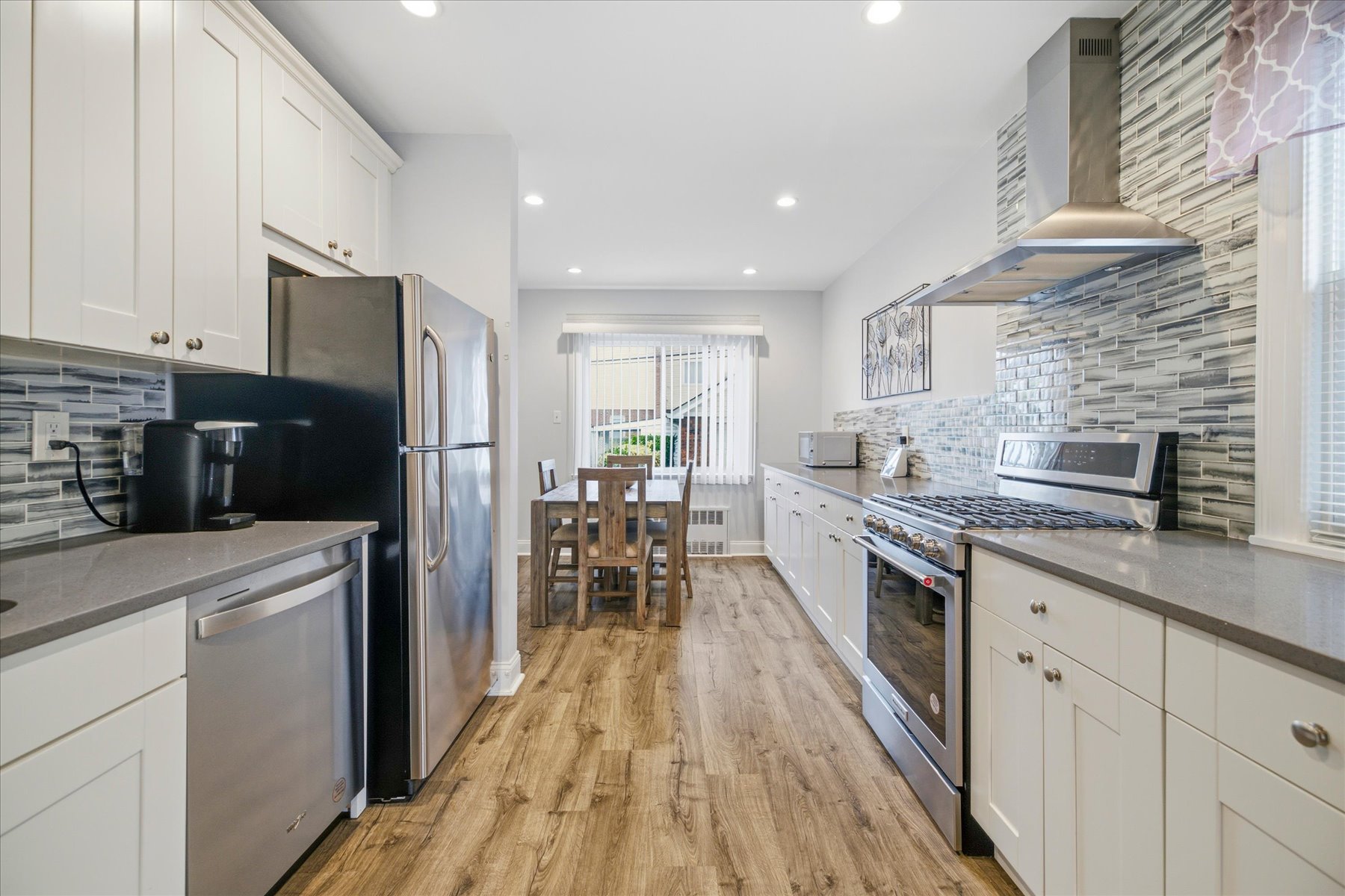  82-46 256th Street, Floral Park, NY, 11004 - 物件實景