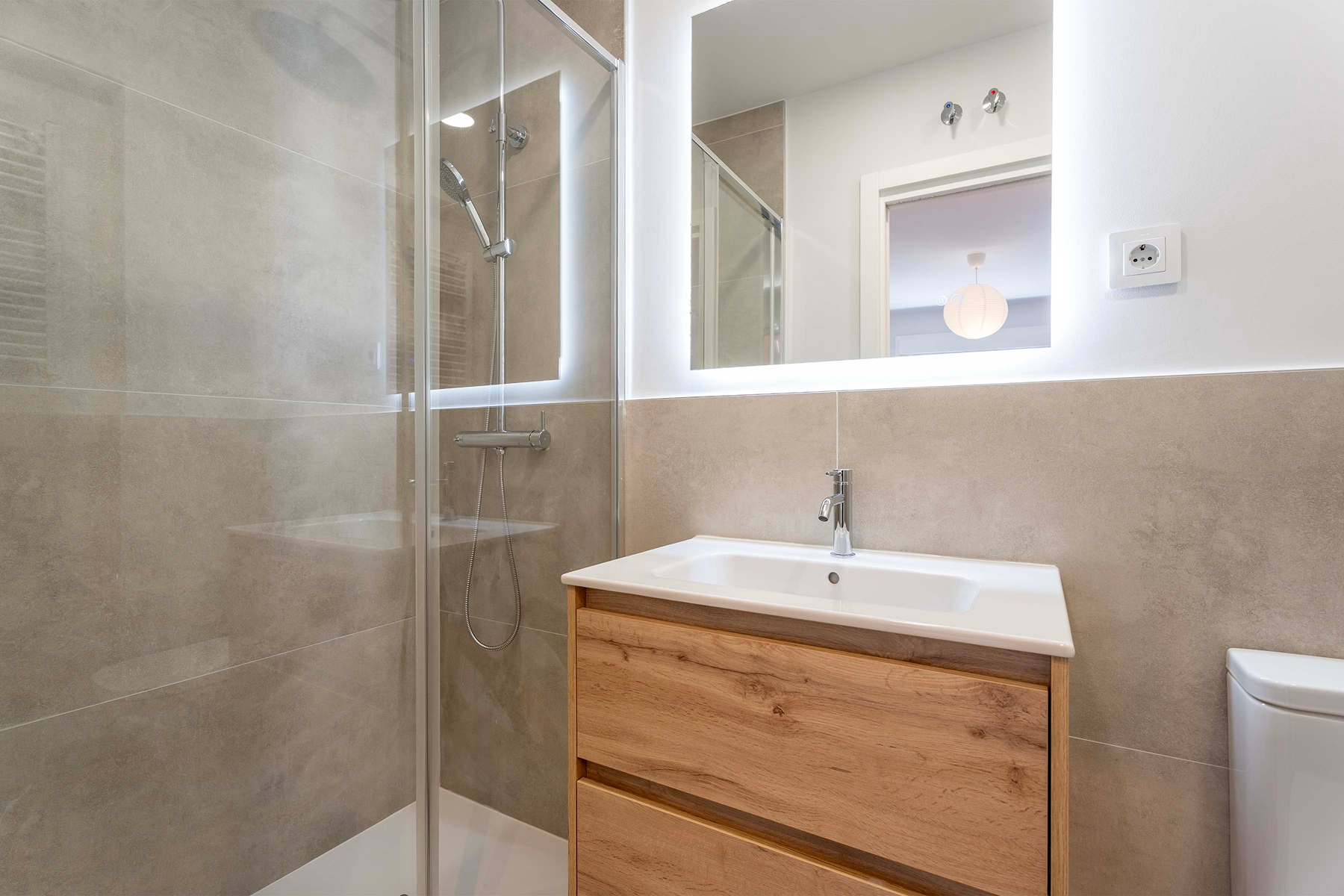  Renovated 2-bedroom flat with excellent qualities - 物件實景